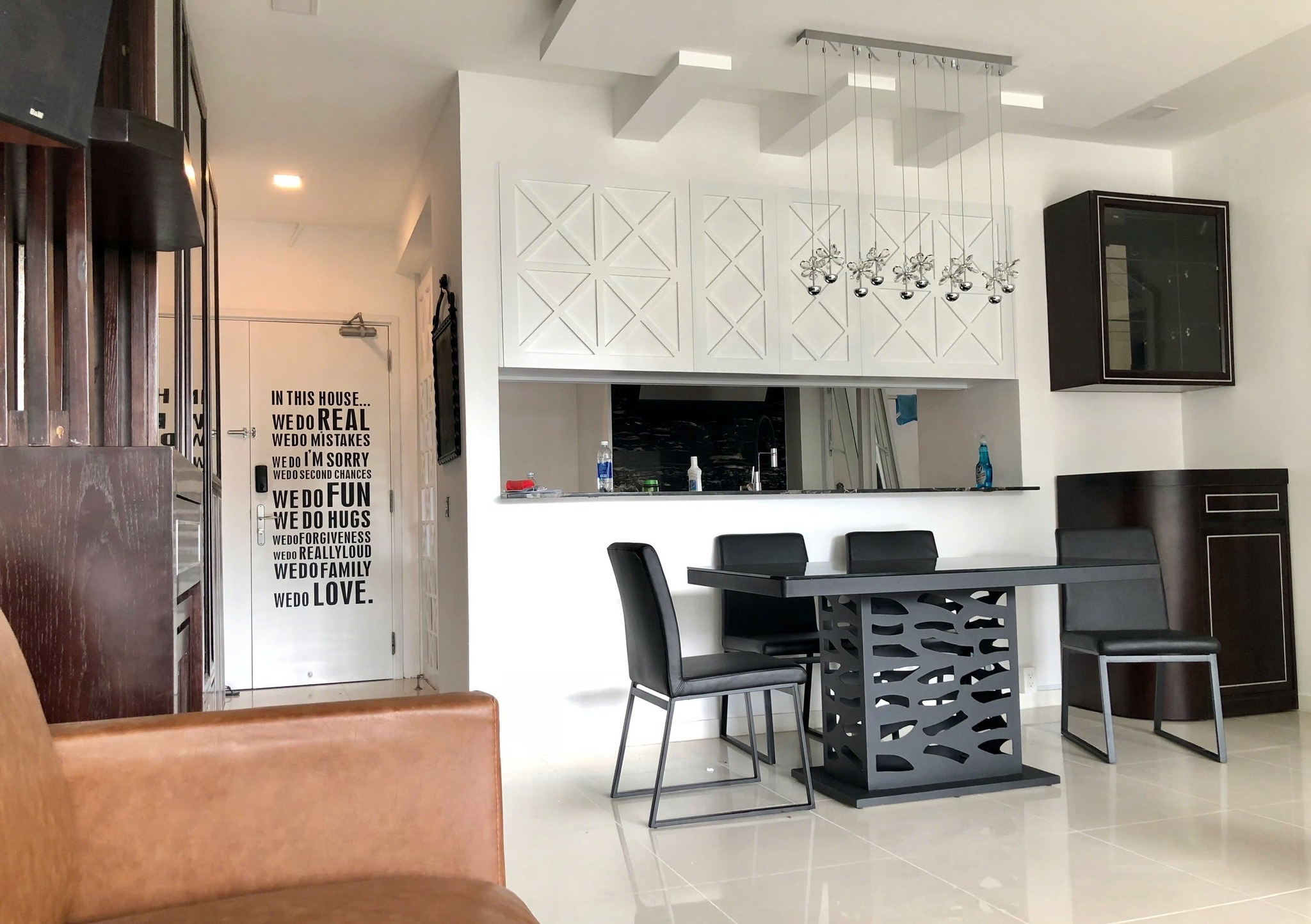 Bán căn hộ 2PN diện tích lớn, có sổ hồng sẵn, view ngoại khu