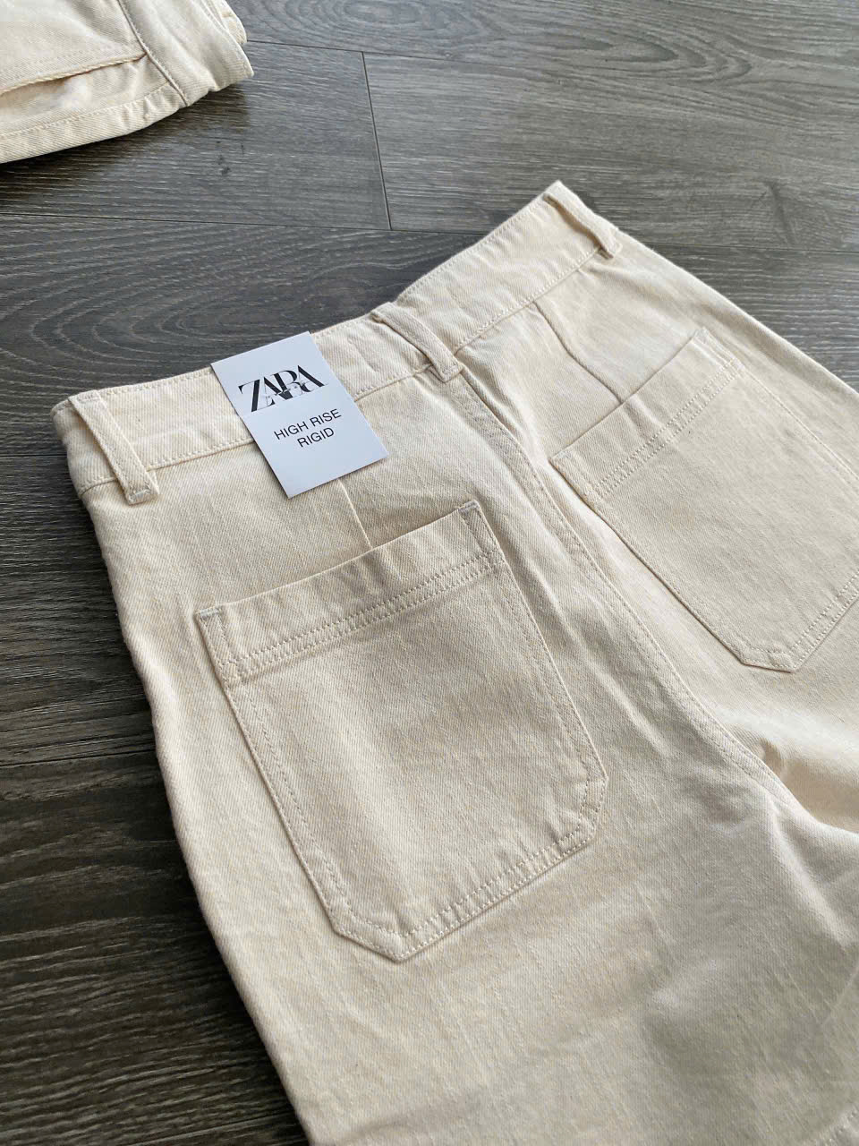 SALE Q965 QUẦN SHORT KEM_thumbnail_15