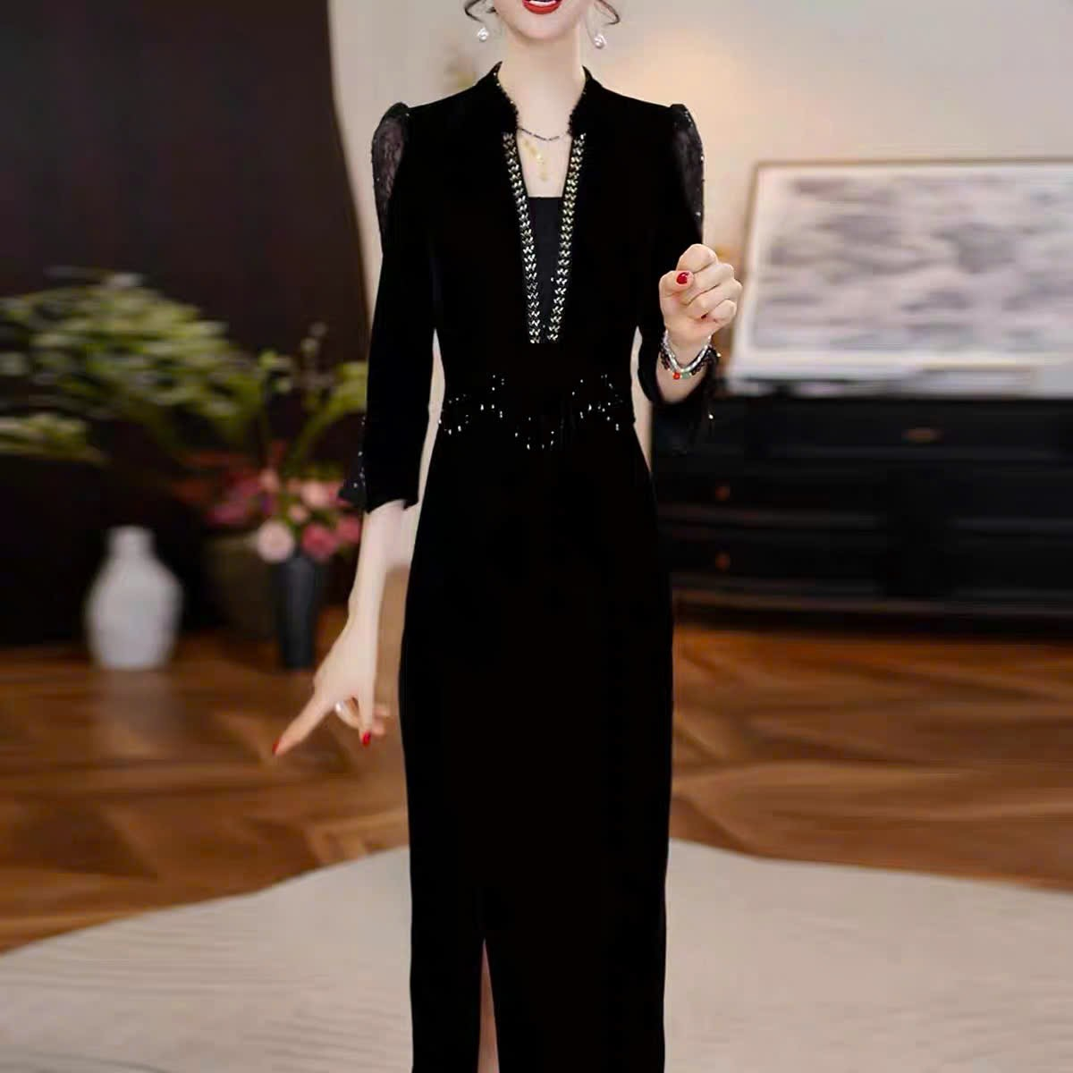 18169-Đầm body suông  tay lở  viền eo tua rua cách điệu ( thun nhung)