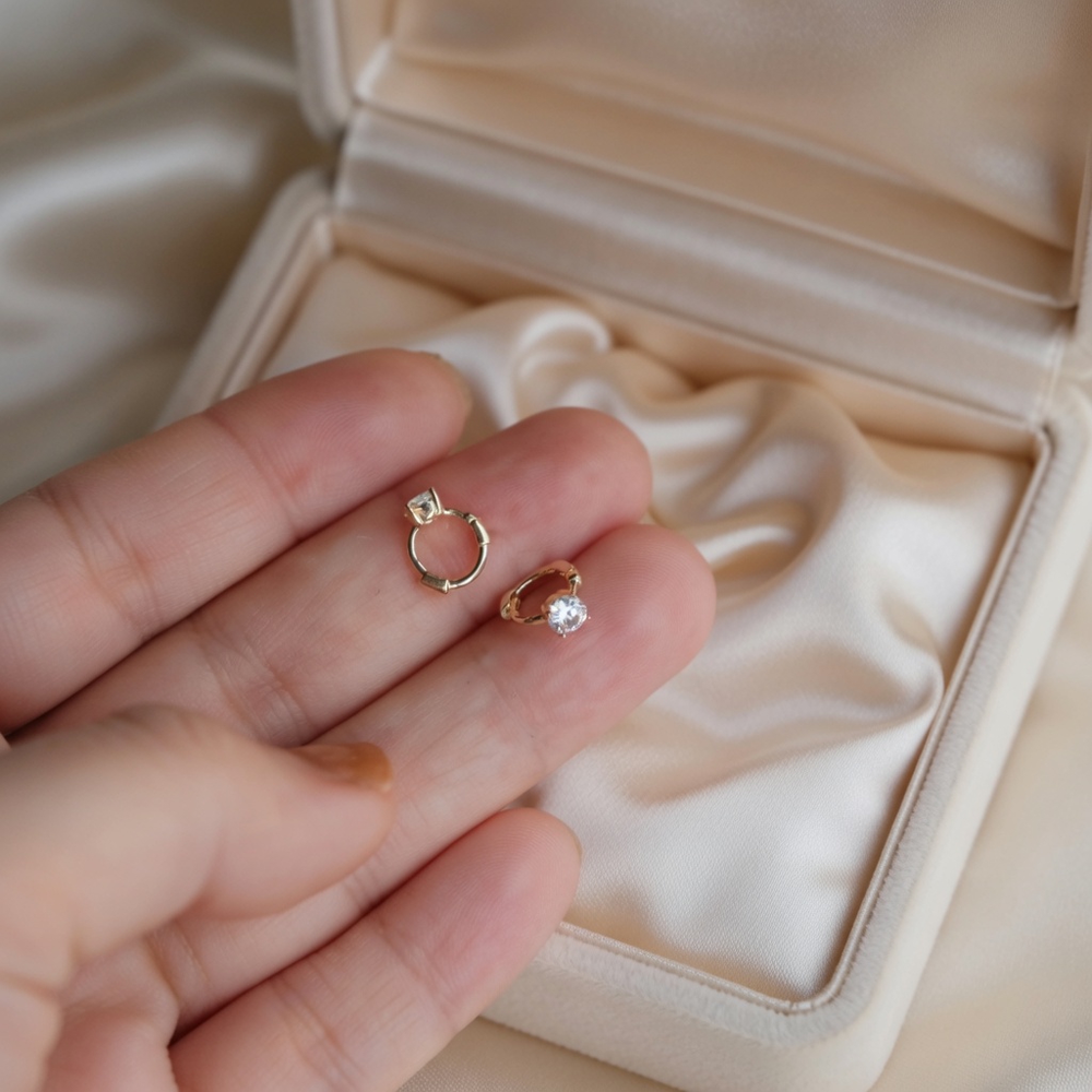 Hoa Tai Riva_thumbnail_0