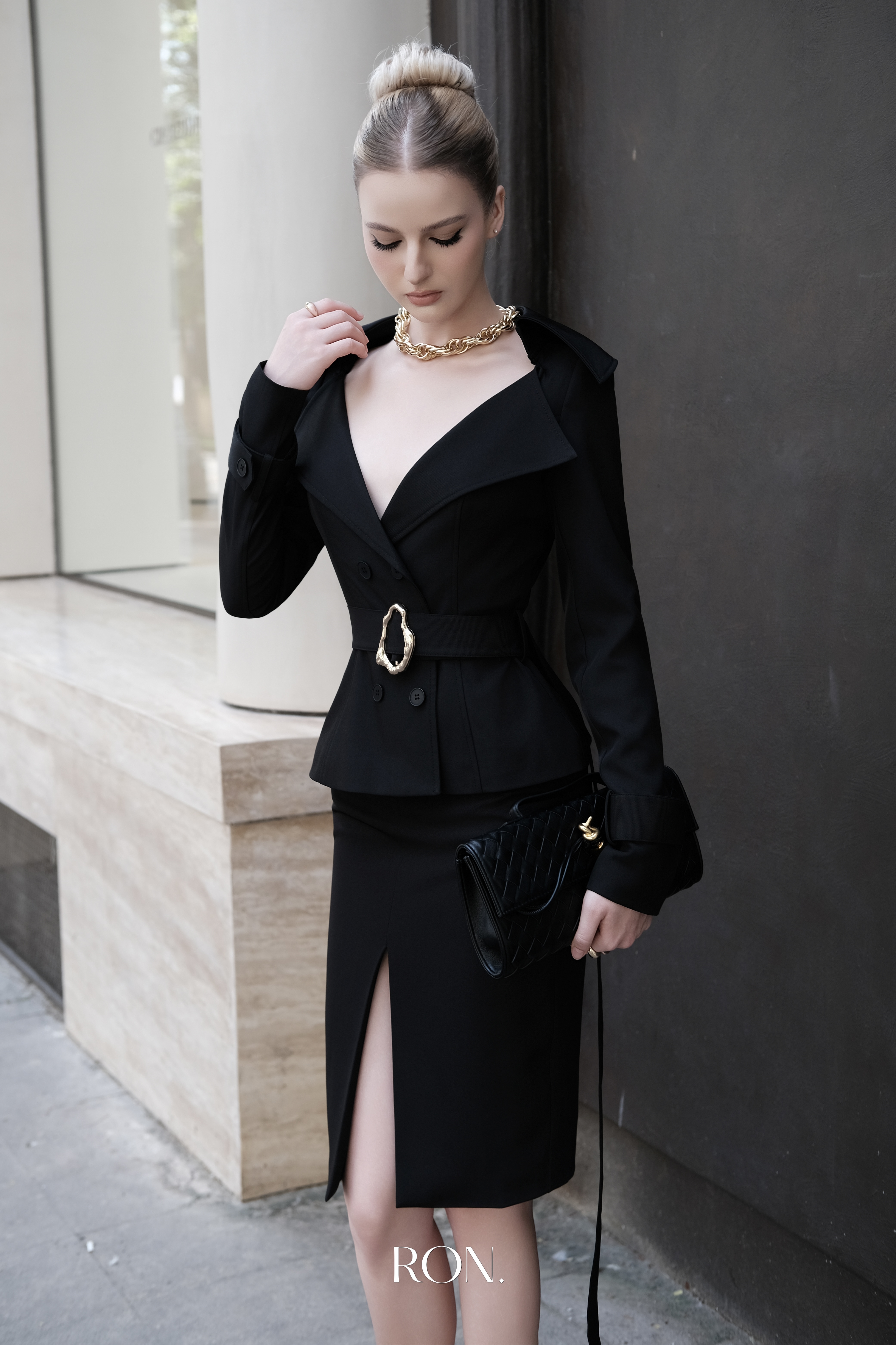 Chân váy xẻ trước_thumbnail_1