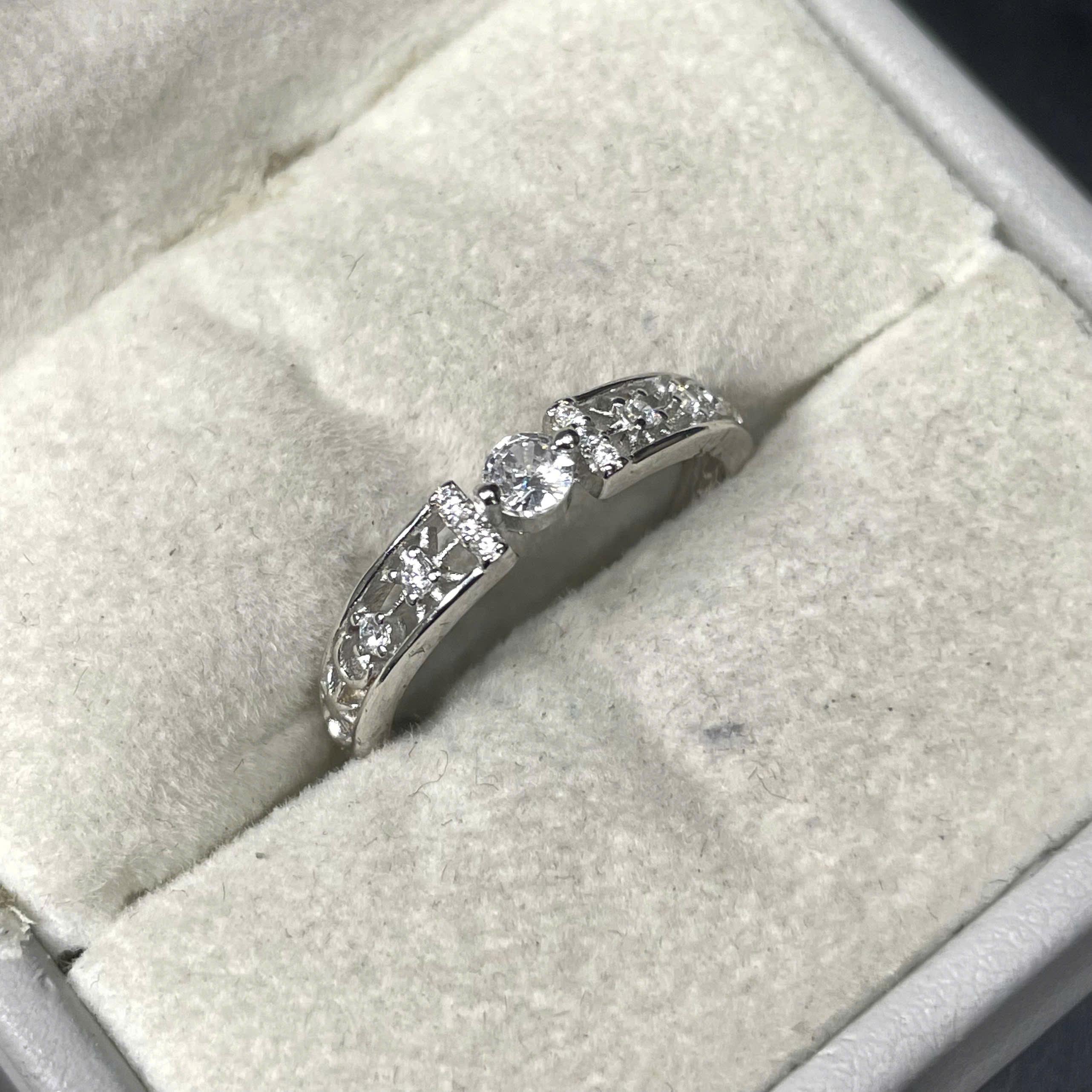 nhẫn bạc xi bạch kim khung viền sao trăng size 7_thumbnail_2