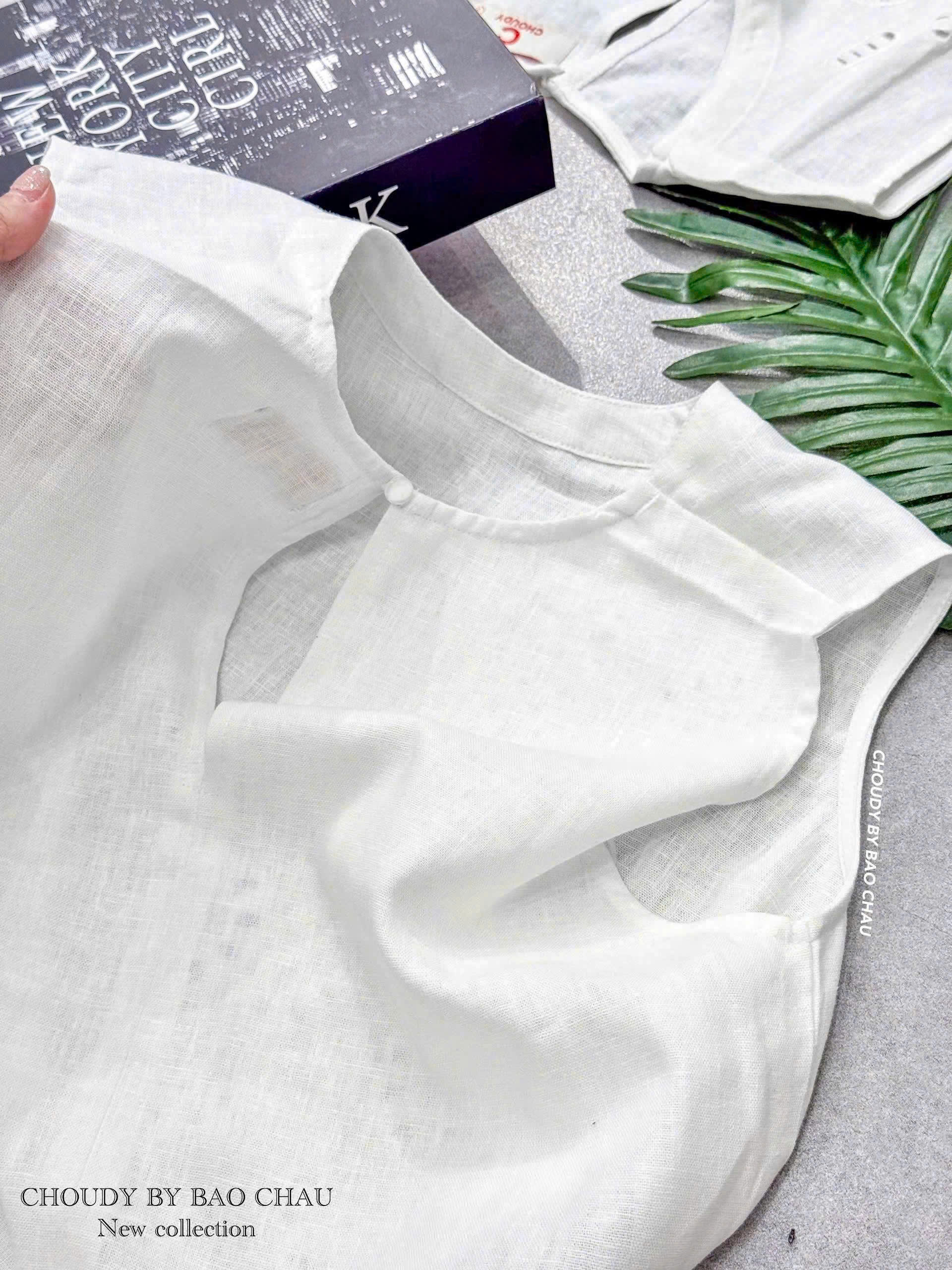 SALE U330 ÁO KIỂU ĐỤC LỖ_thumbnail_4