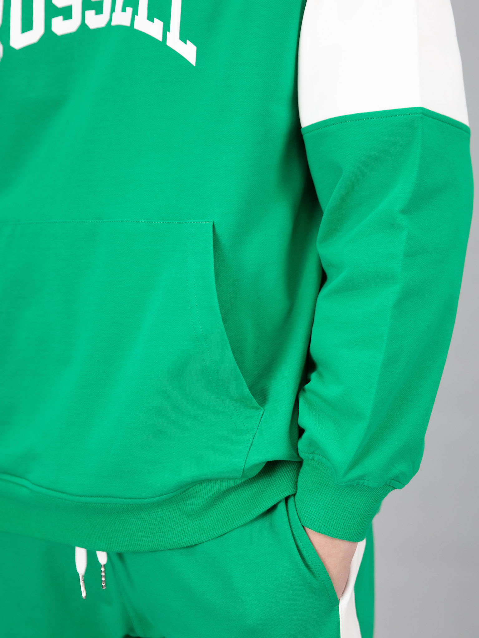 Áo nỉ hoodie màu xanh lá phối trắng_thumbnail_3