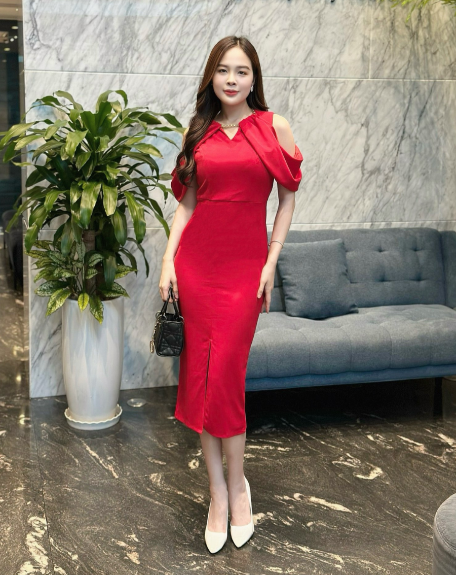 Đầm ôm body kiểu rớt vai xẻ tà sang trọng_thumbnail_5