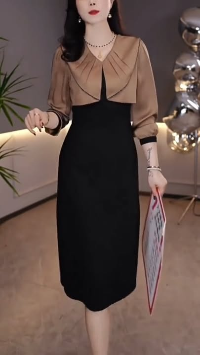 17766-Đầm body suông phói tay llửng lụa nâu (  thun nhật, lụa)