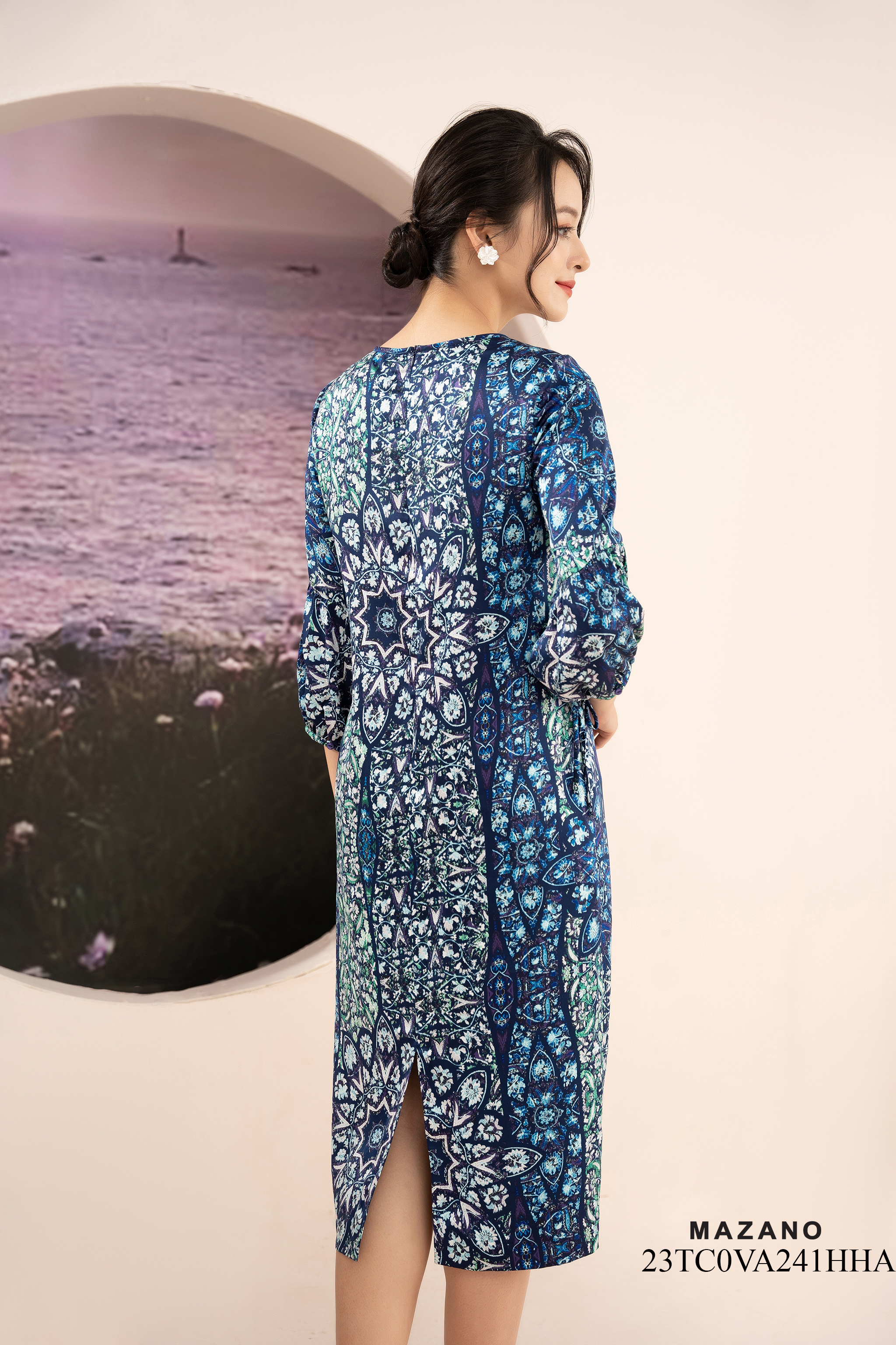 Đầm suông dài xanh thắt dây nơ cổ