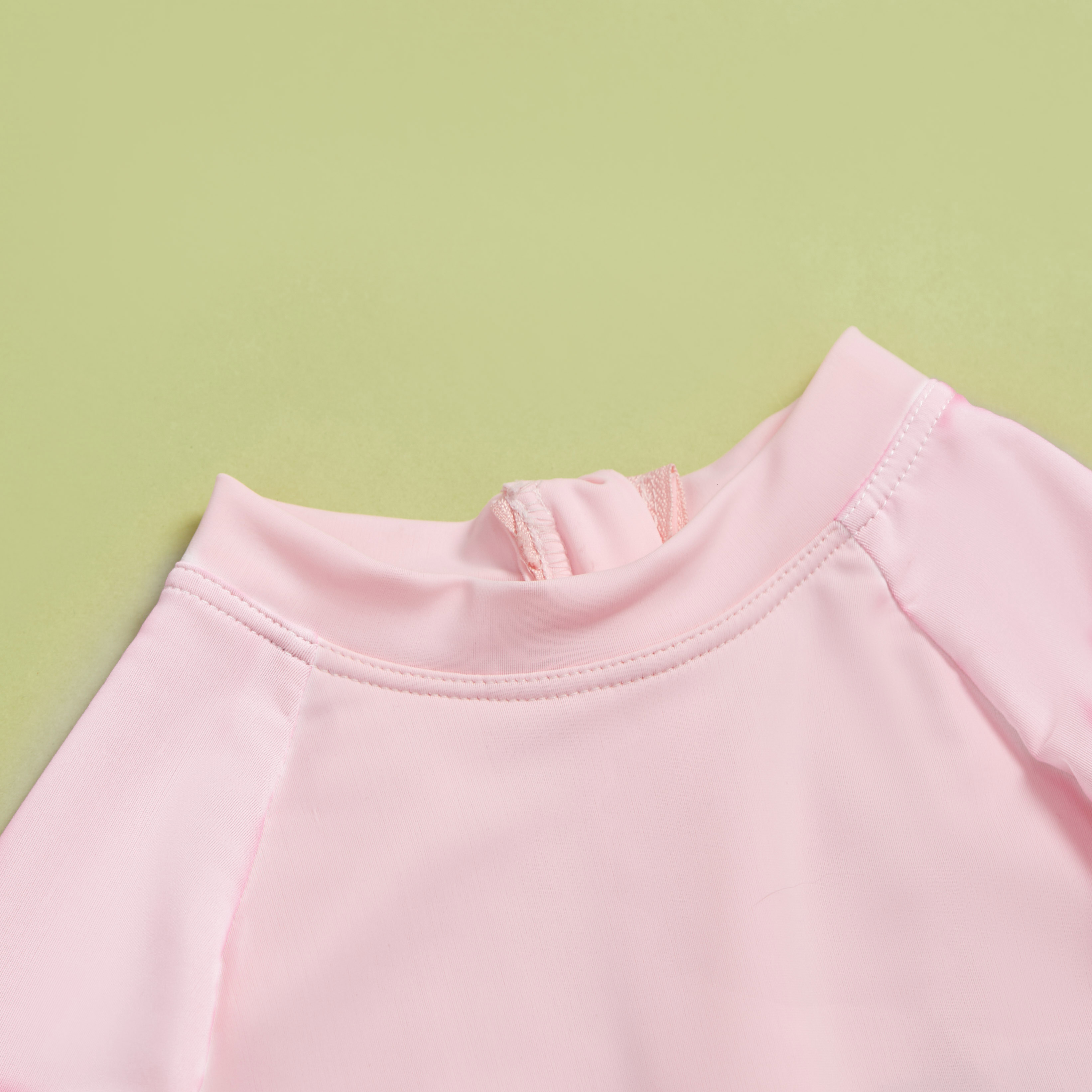 Bộ bơi liền áo dài tay in hồng hạc_thumbnail_2