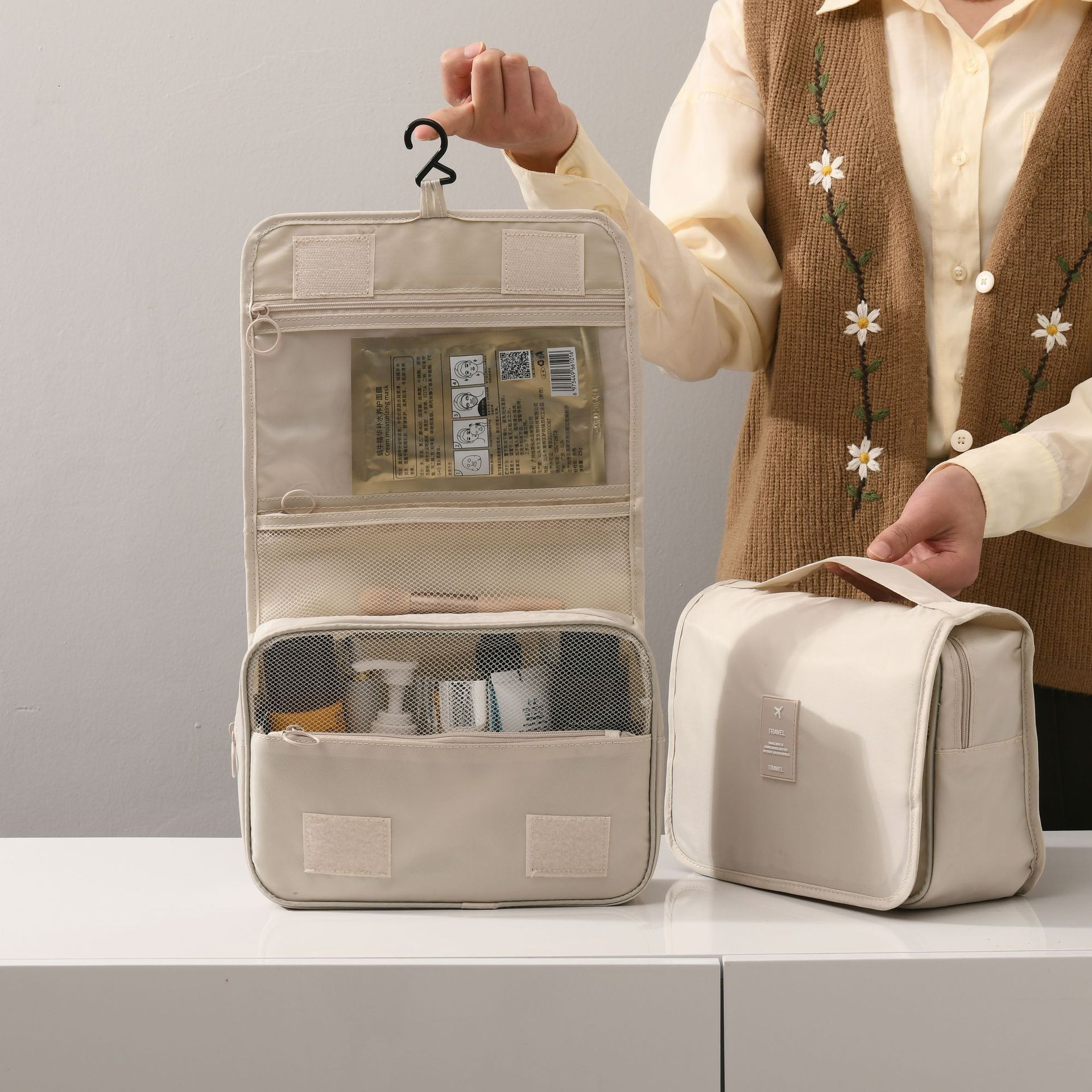 ] Túi đựng mỹ phẩm đồ du lịch đa năng có móc treo tiện lợi Túi đựng phụ kiện du lịch chống nước (TMP-OX-MT)