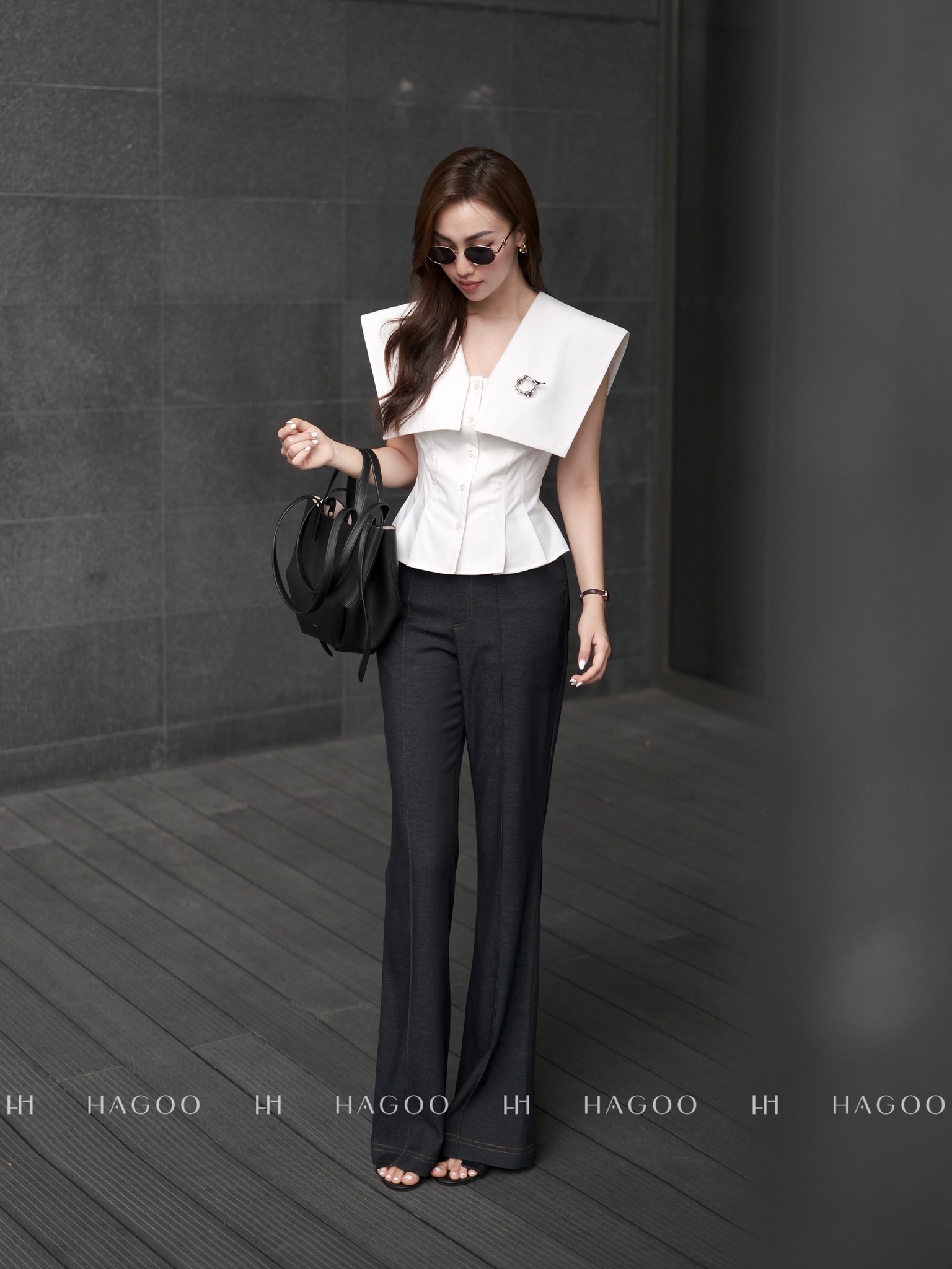 Áo sơ mi vạt cổ vuông