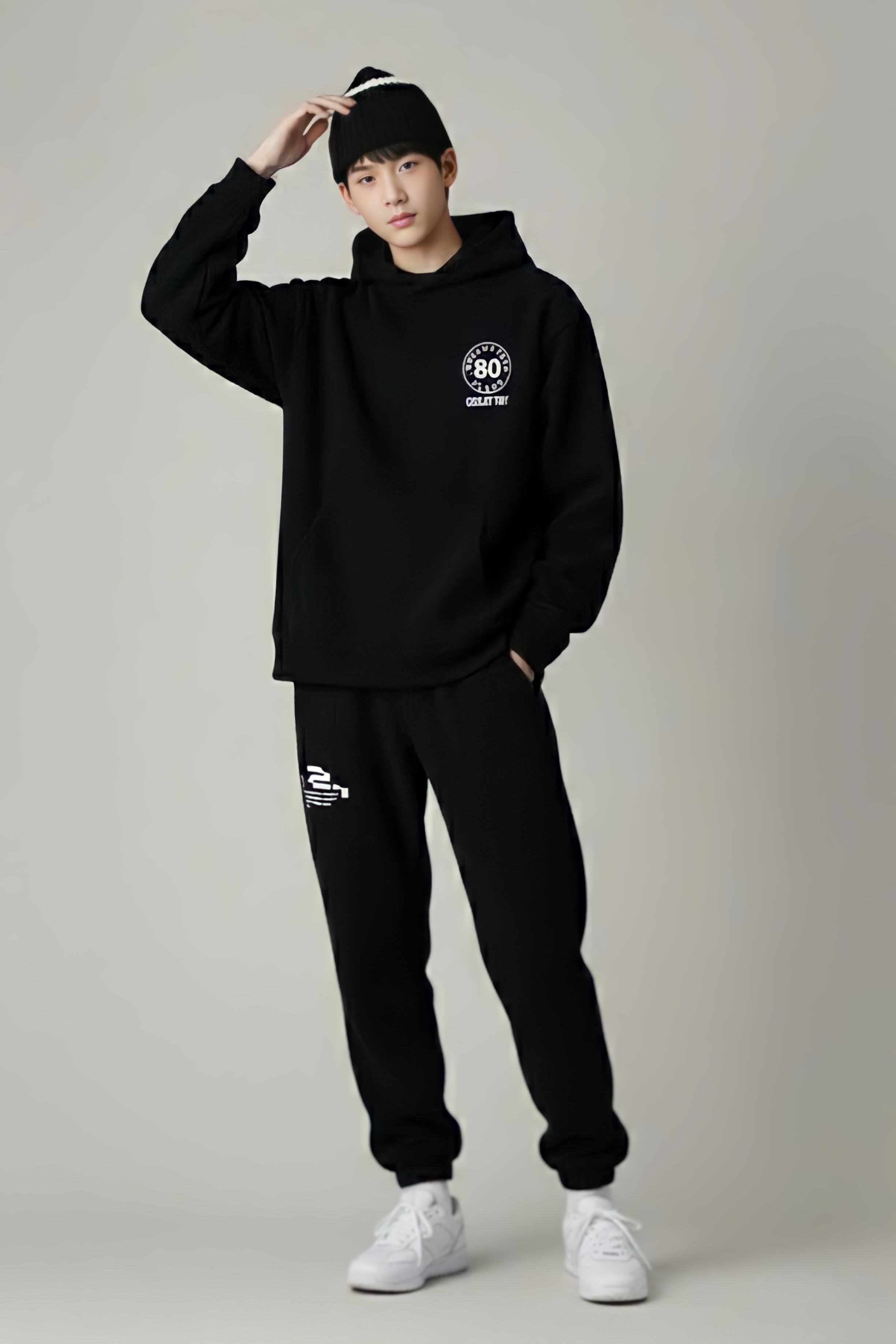 Áo nỉ hoodie đen in ngực số 80
