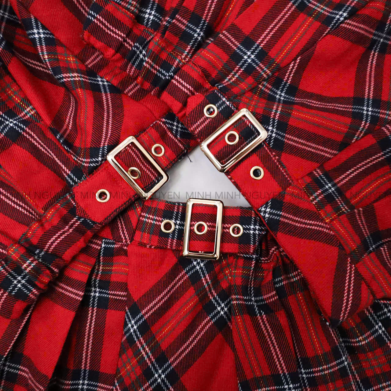 CHAN VAY BE PRIMARK_thumbnail_3