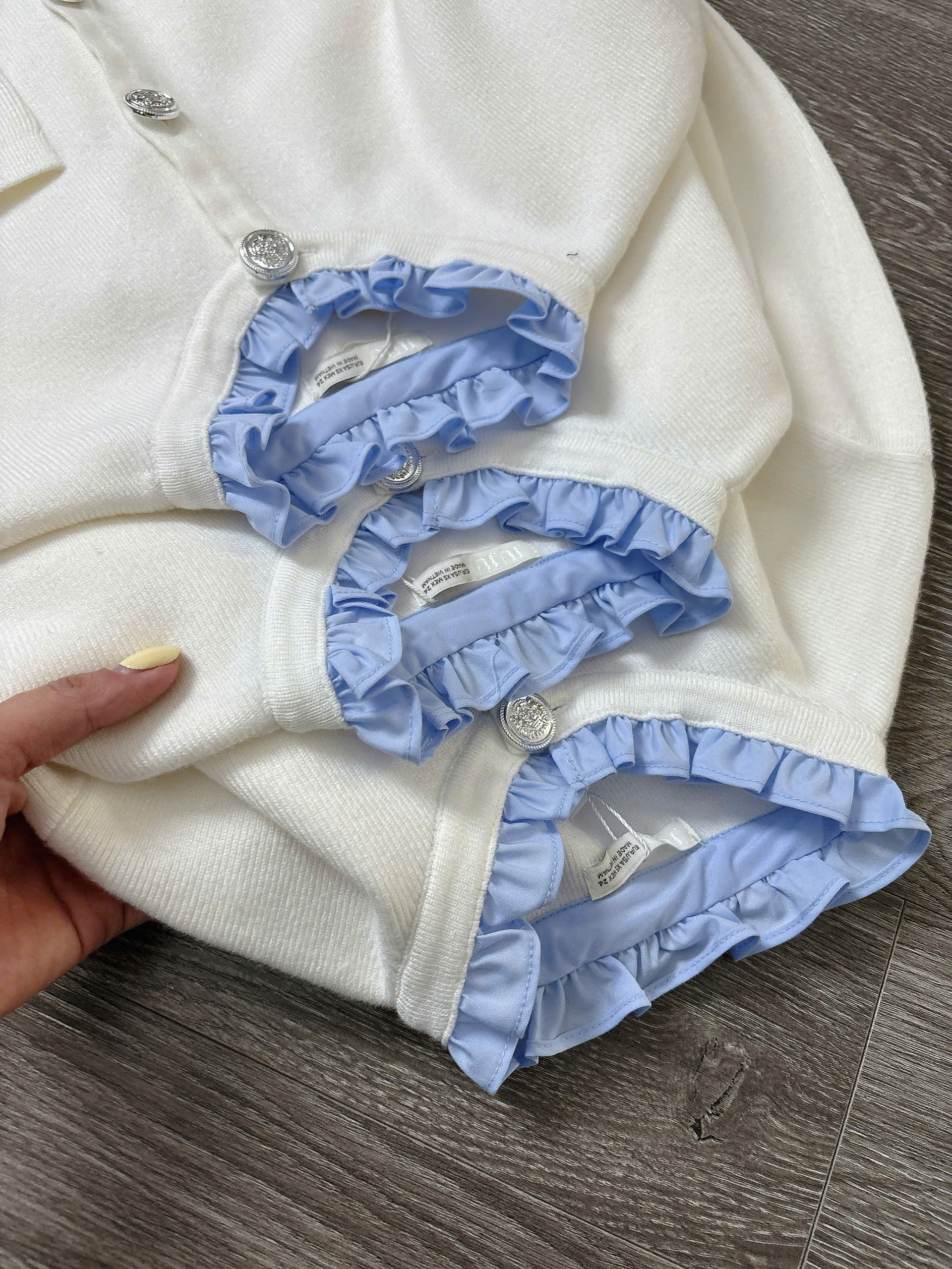 A855 ÁO DỆT KIM TRẮNG_thumbnail_13