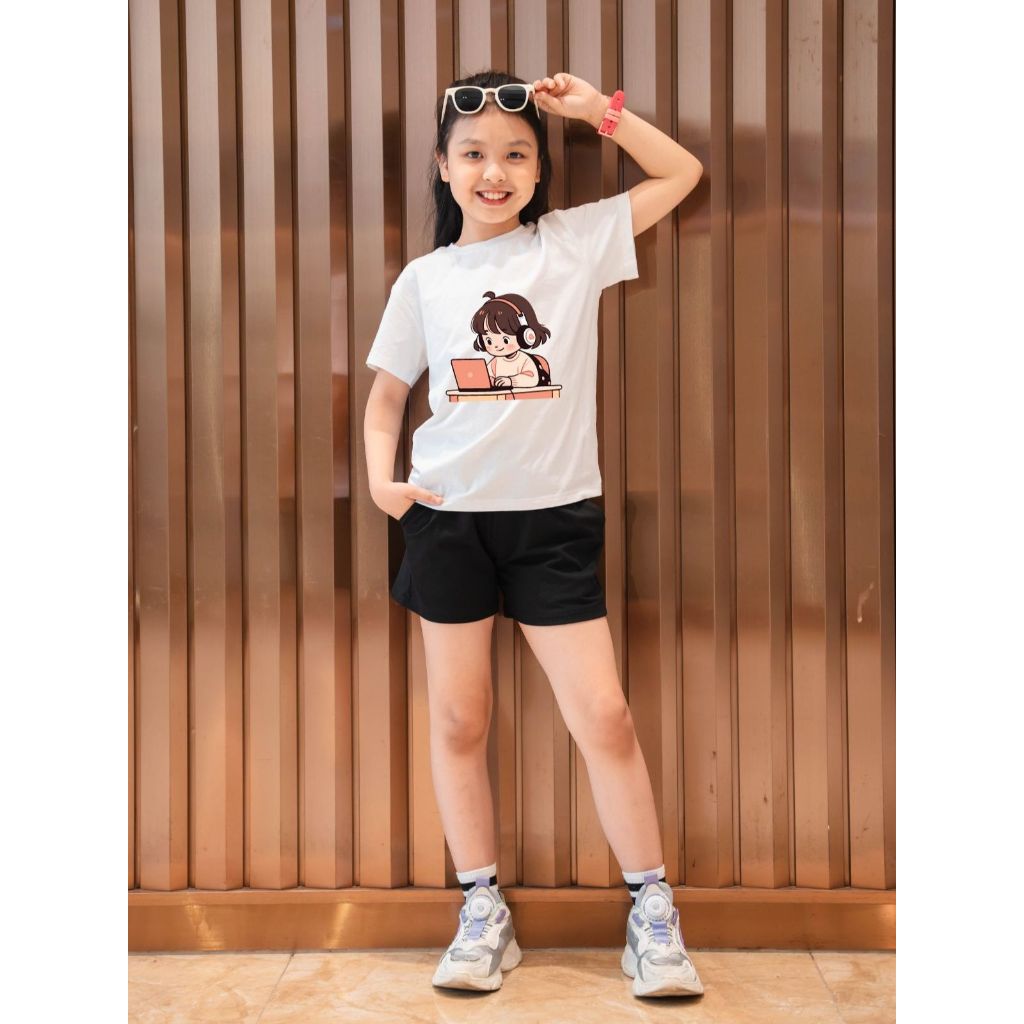 Bộ đồ bé gái in hình 'Em bé ngồi học' - Loza Kids SB18_thumbnail_7