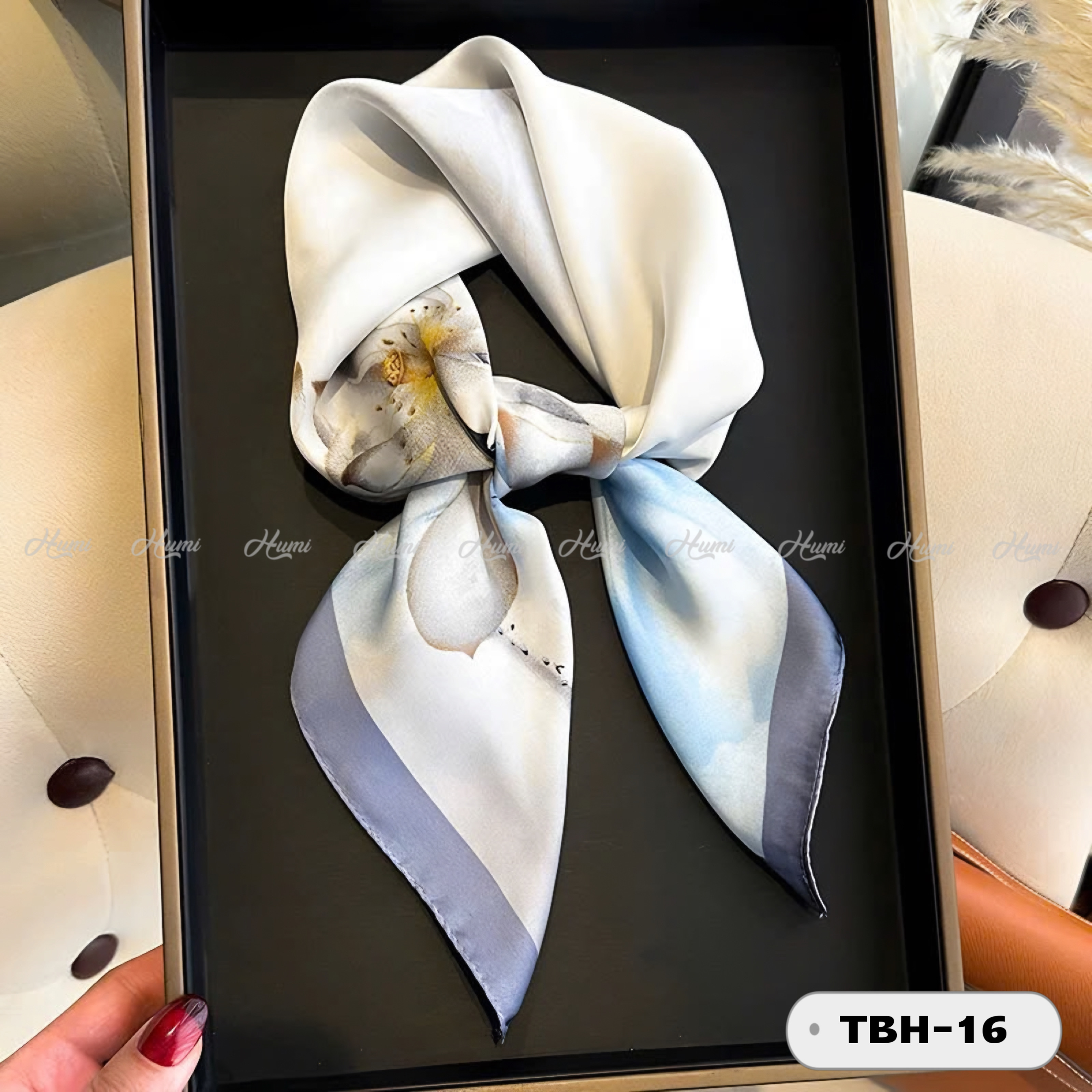 KHĂN LỤA VUÔNG HQ 70x70CM (TBH16)