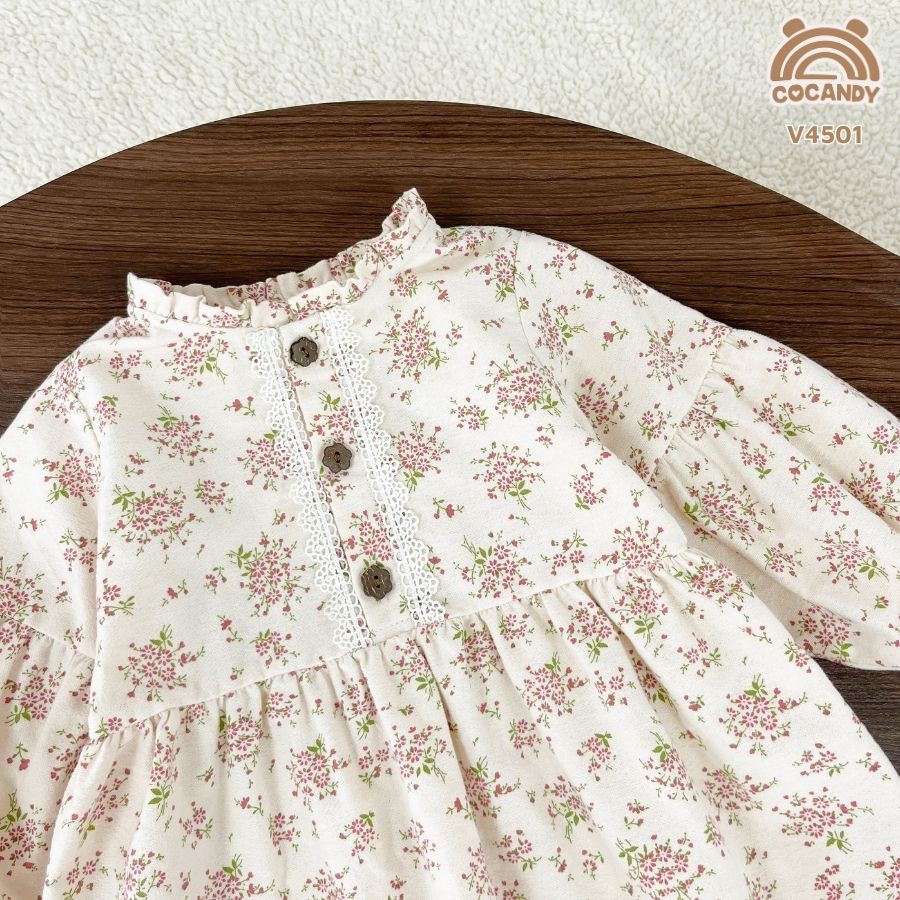 Váy dài BE hoa nhí HỒNG ngực cúc phối ren_thumbnail_2