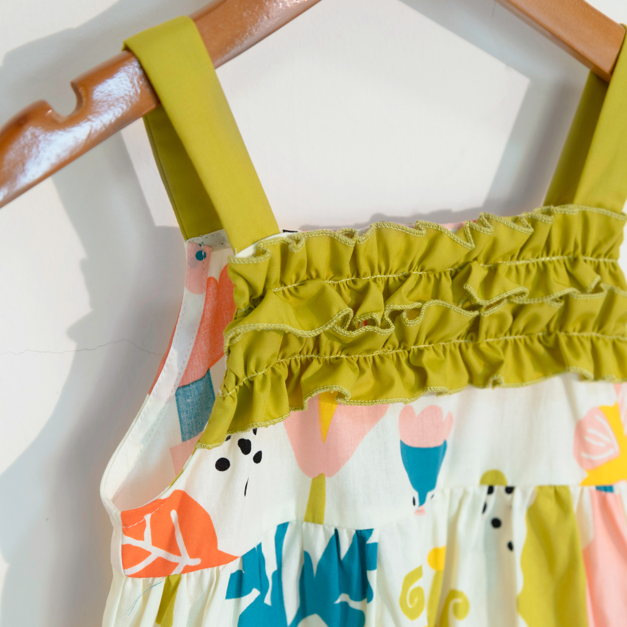 Váy hai dây phối bèo ngực_thumbnail_5