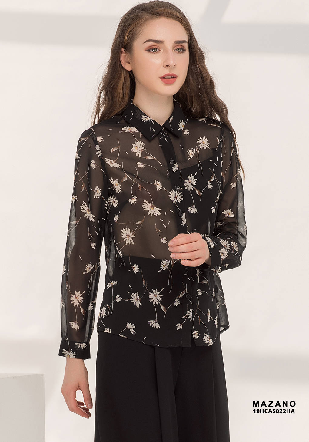 Áo sơ mi đen họa tiết hoa trắng_thumbnail_3