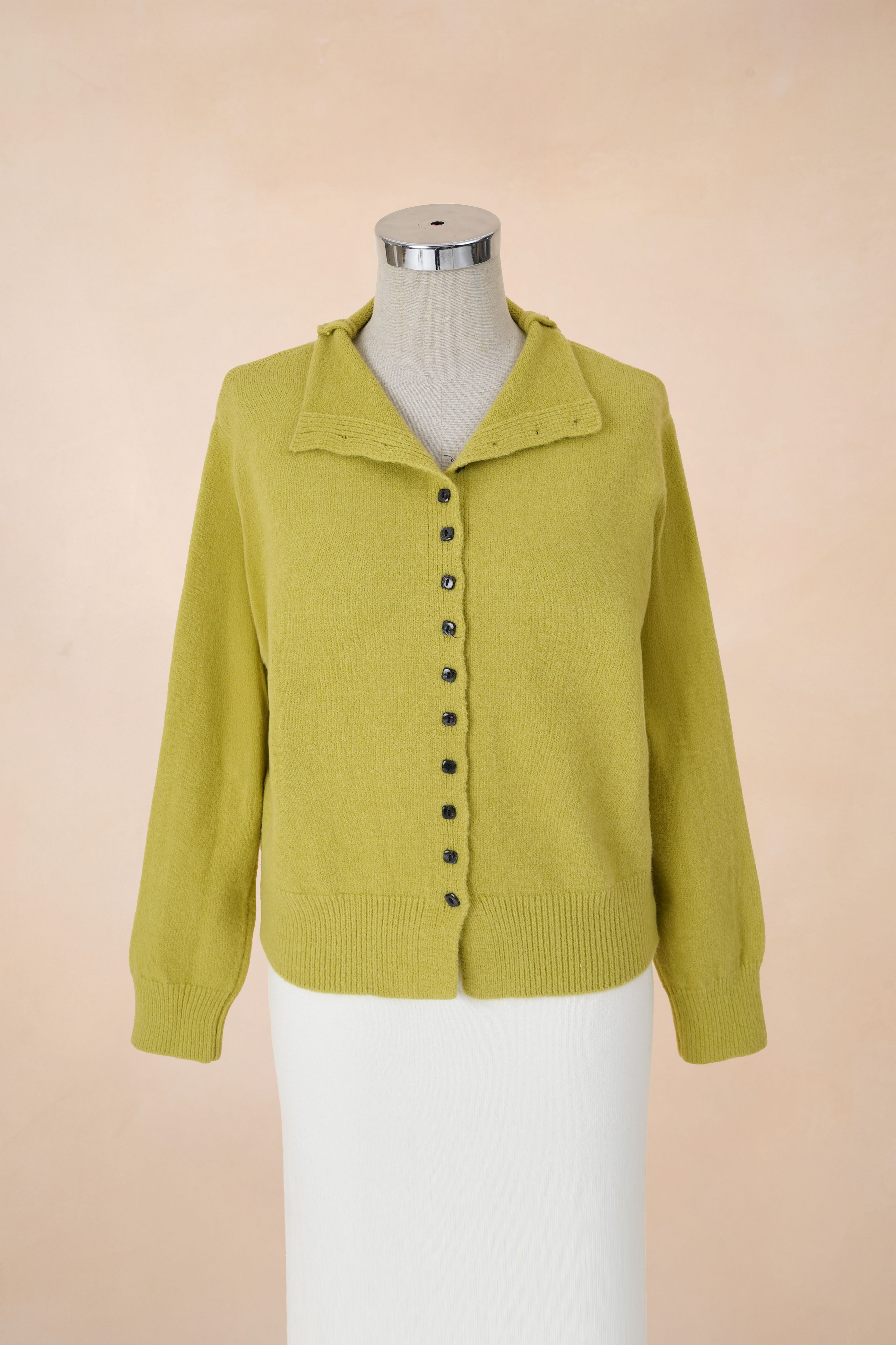 Áo Len Cổ Tròn Cúc Dọc_thumbnail_12