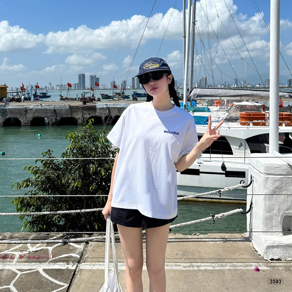 Áo thun boxy nam nữ Here Comes The Sun Miucho 3593_thumbnail_6