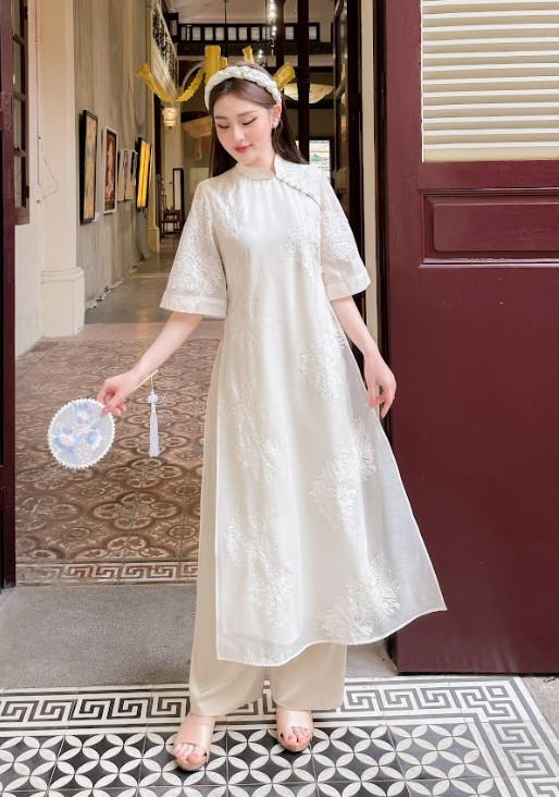 Áo dài tơ thêu hoa_thumbnail_5