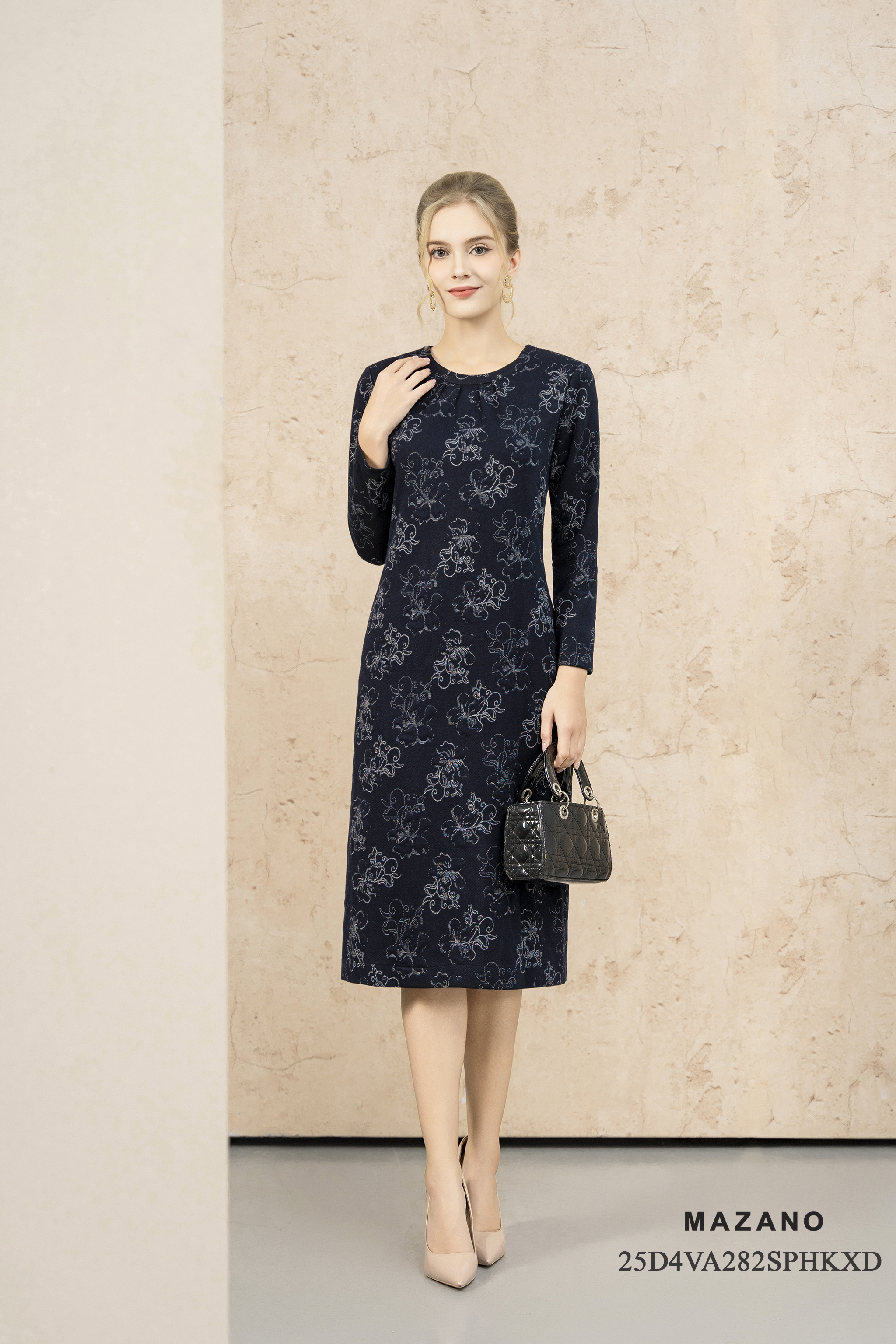 Váy Đầm Suông Vải dạ len Hoạ tiết cách điệu Cổ tròn xếp ly Tay dài Dài qua bắp chân