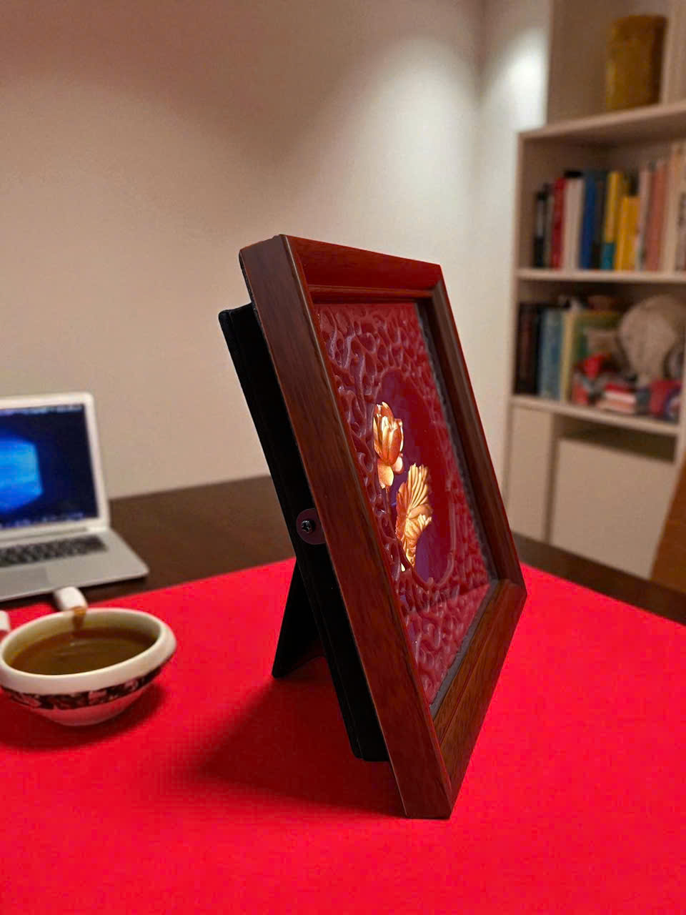 HOA SEN NỀN XANH DÁT VÀNG 24K 20x20cm_thumbnail_1