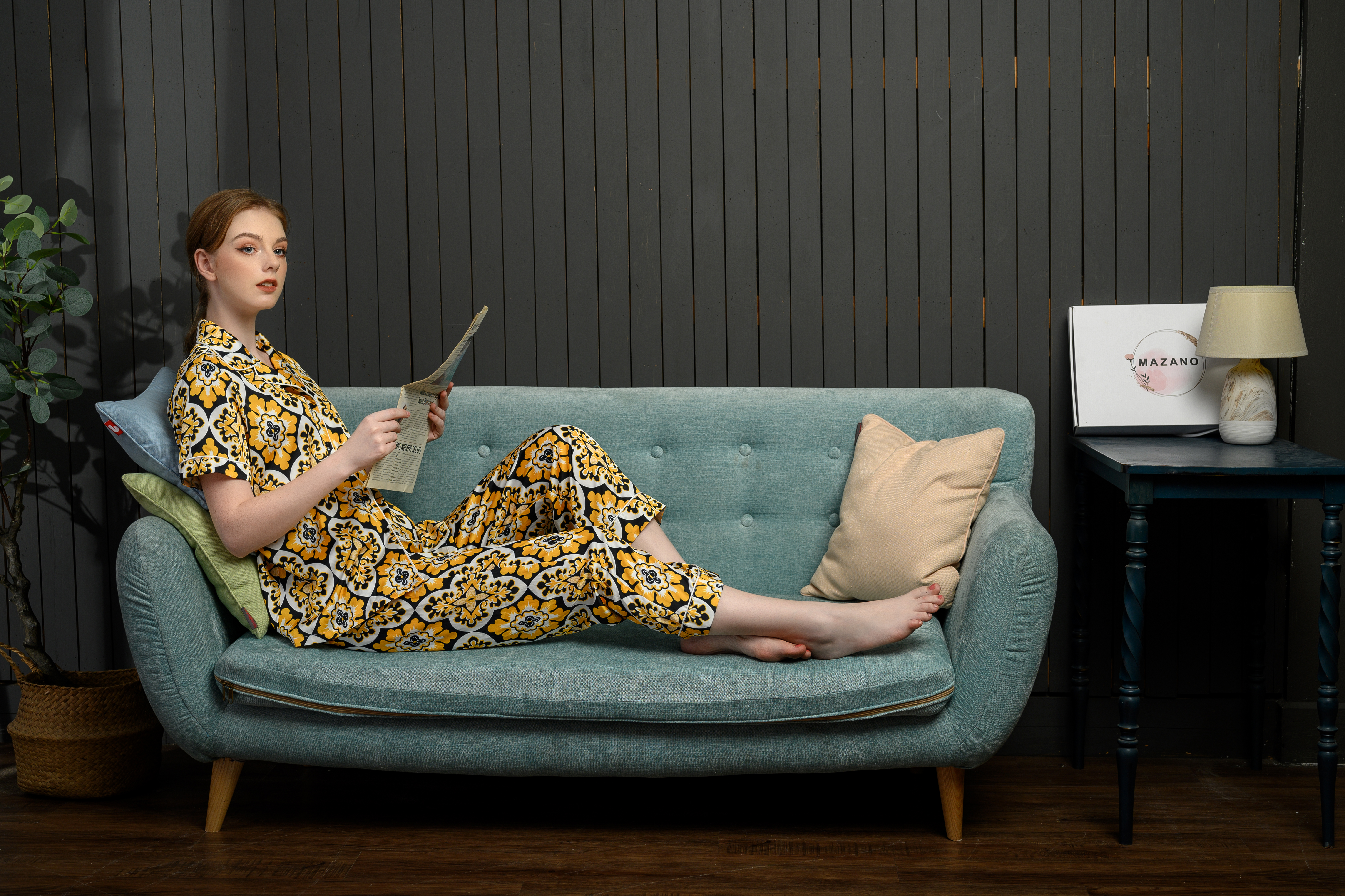 Bộ đồ Pijama nền vàng họa tiết cộc tay_thumbnail_4