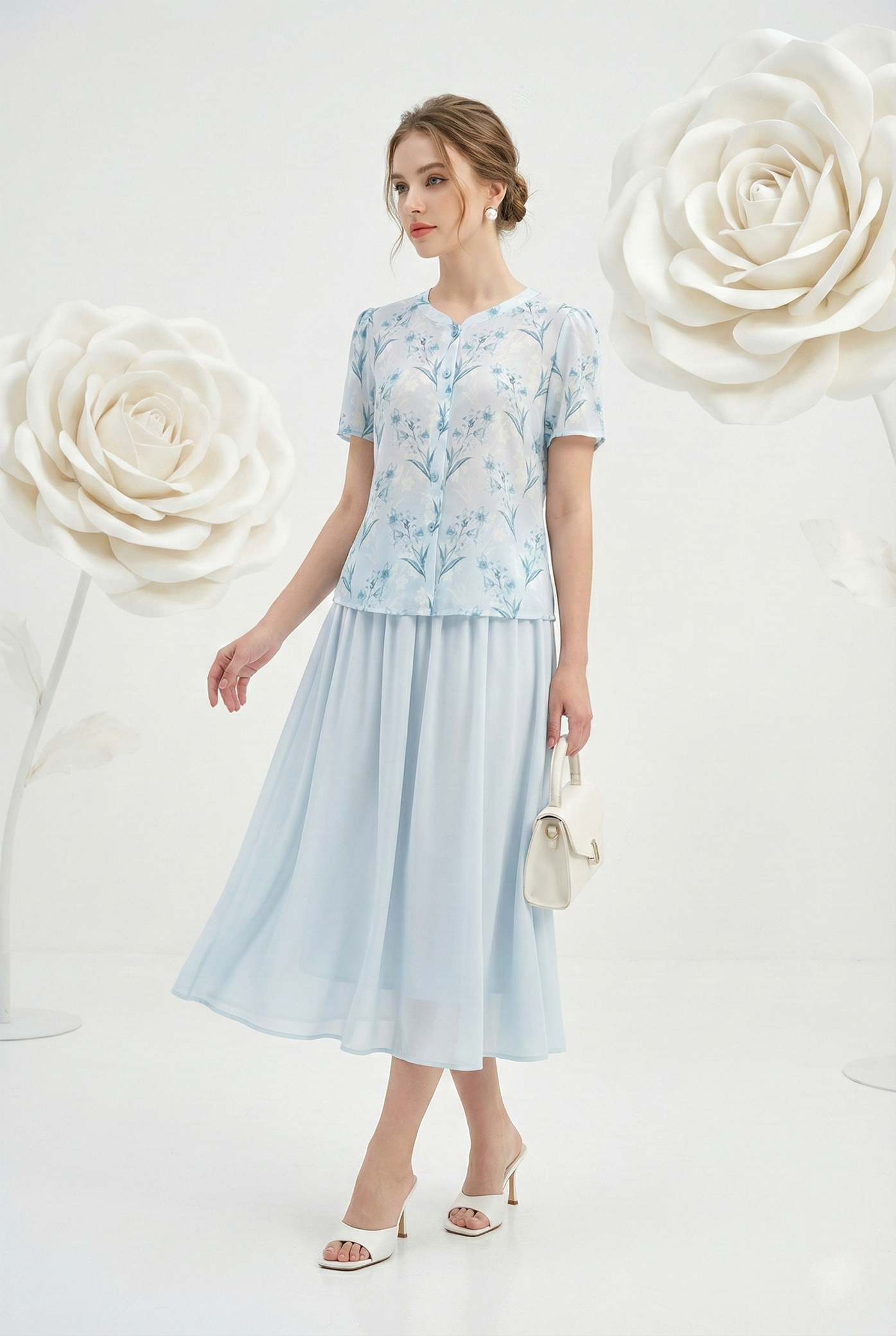 Áo sơ mi vải voan dày in hoa xanh nhạt dáng suông cổ tàu cách điệu tay ngắn thiết kế MAZANO_thumbnail_5