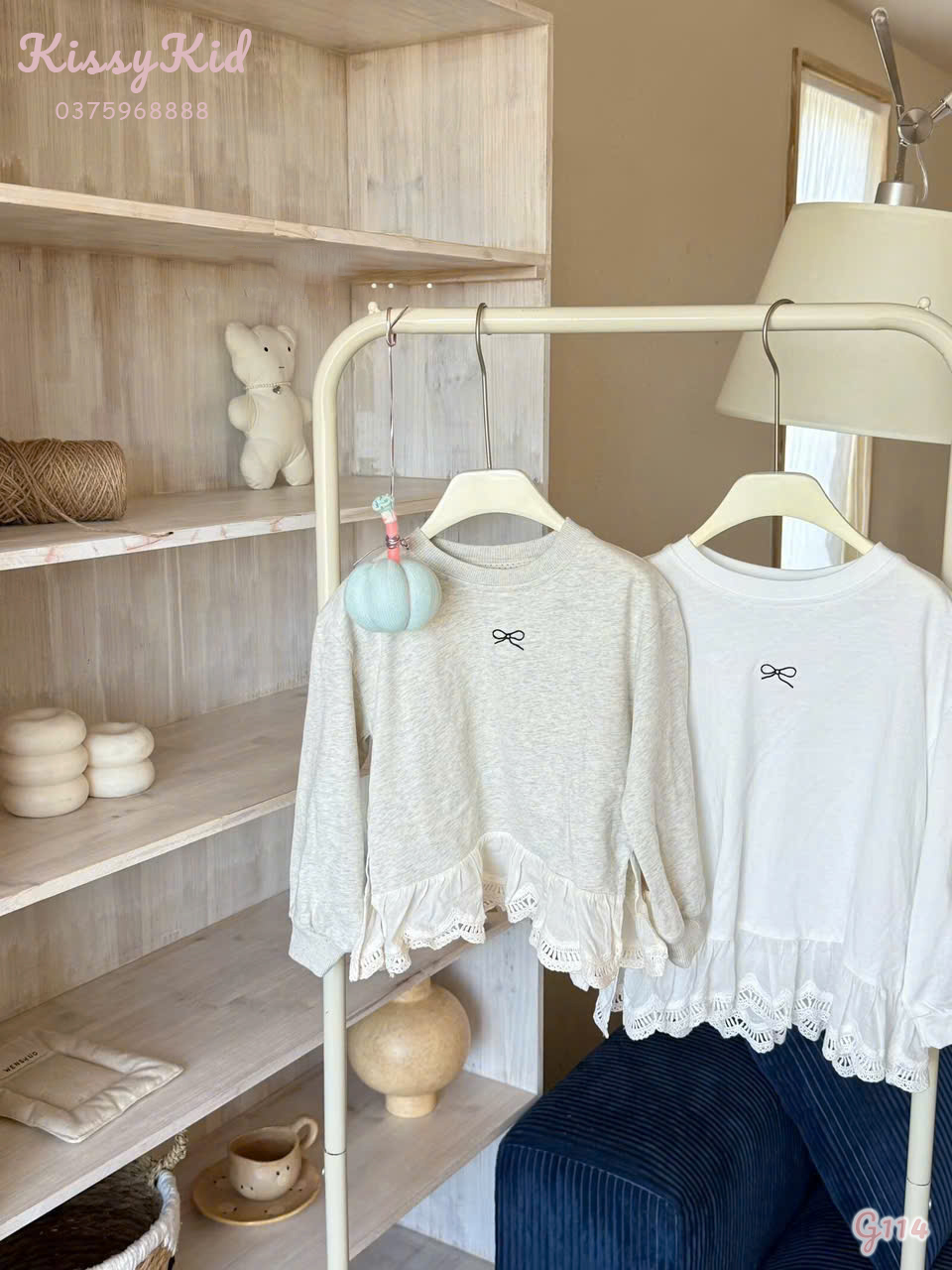 (G114) Áo thun mỏng xám viền ren thêu nơ SHIGLUER_thumbnail_0