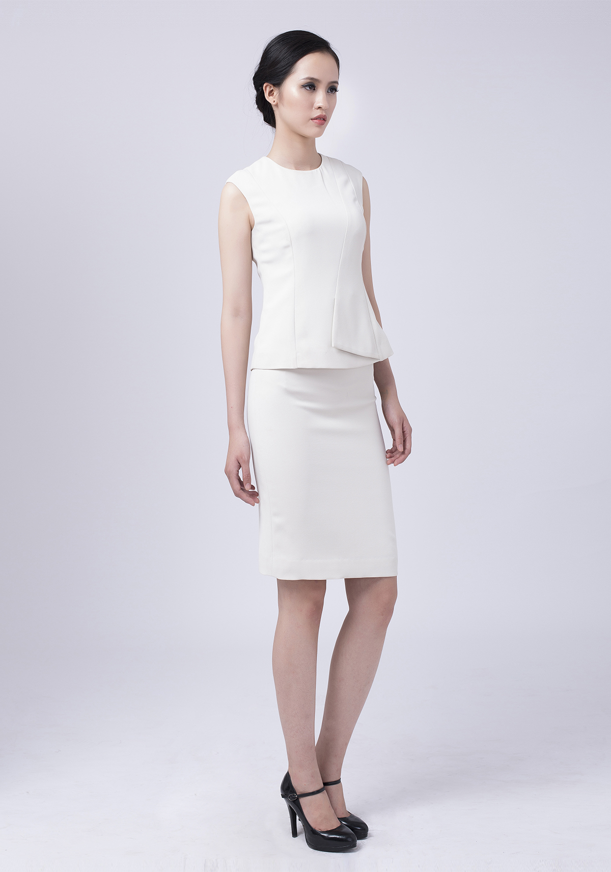 Bộ Áo và chân váy Juyp vải Tuytxi trắng_thumbnail_3