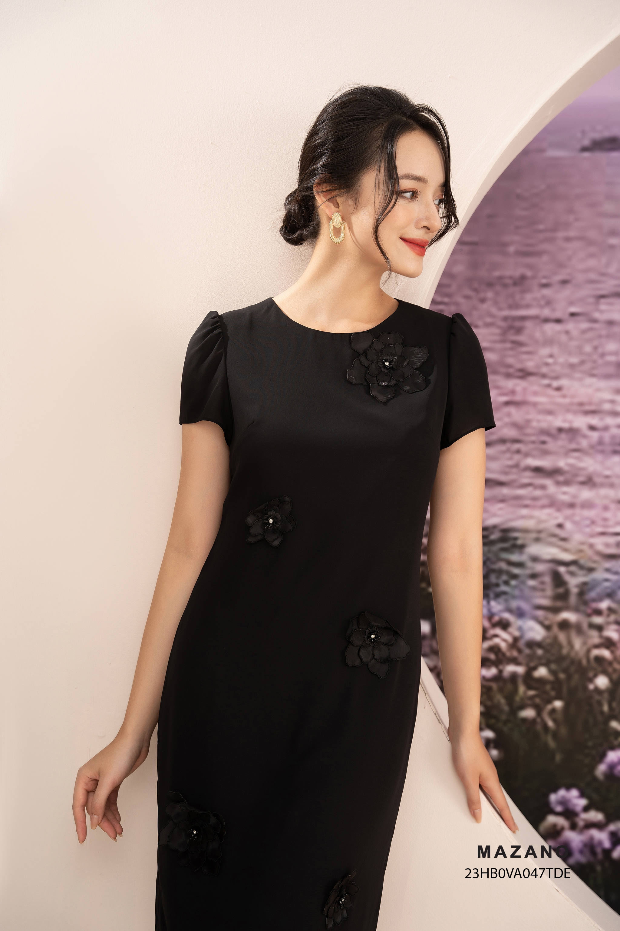 Đầm suông vừa đính hoa bố cục_thumbnail_2