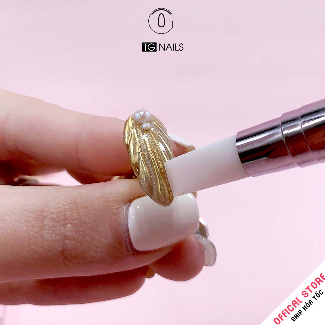 Bộ cọ vẽ móng tay, móng chân, chất liệu: cán nhựa, đầu silicone. Dài: 15cm.