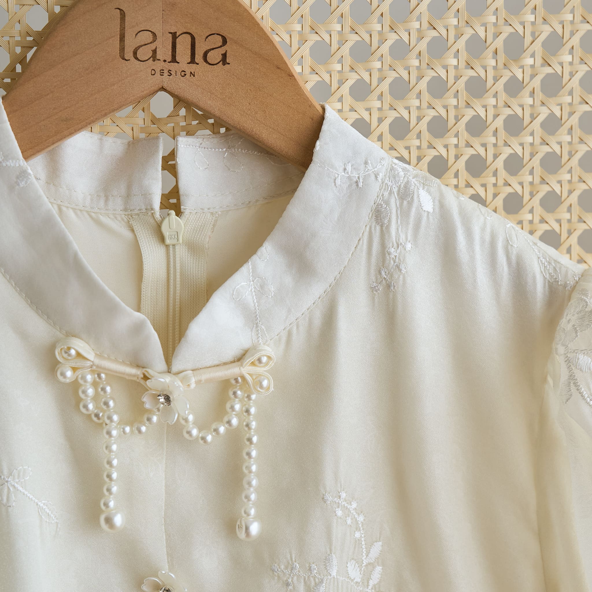 Áo dài Hàn Tuyết_thumbnail_5