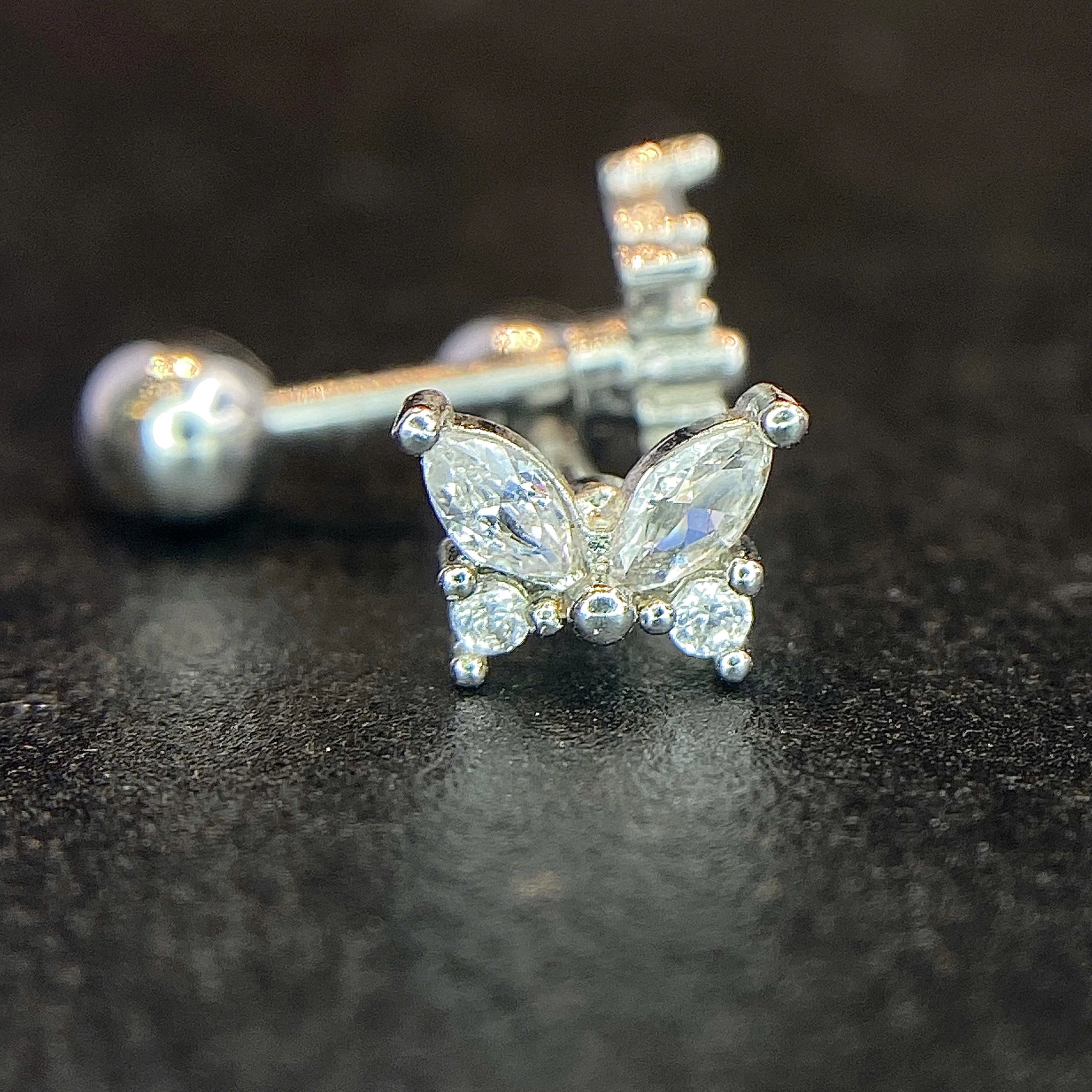 Khuyên kiểu bướm trắng dẹt_thumbnail_3