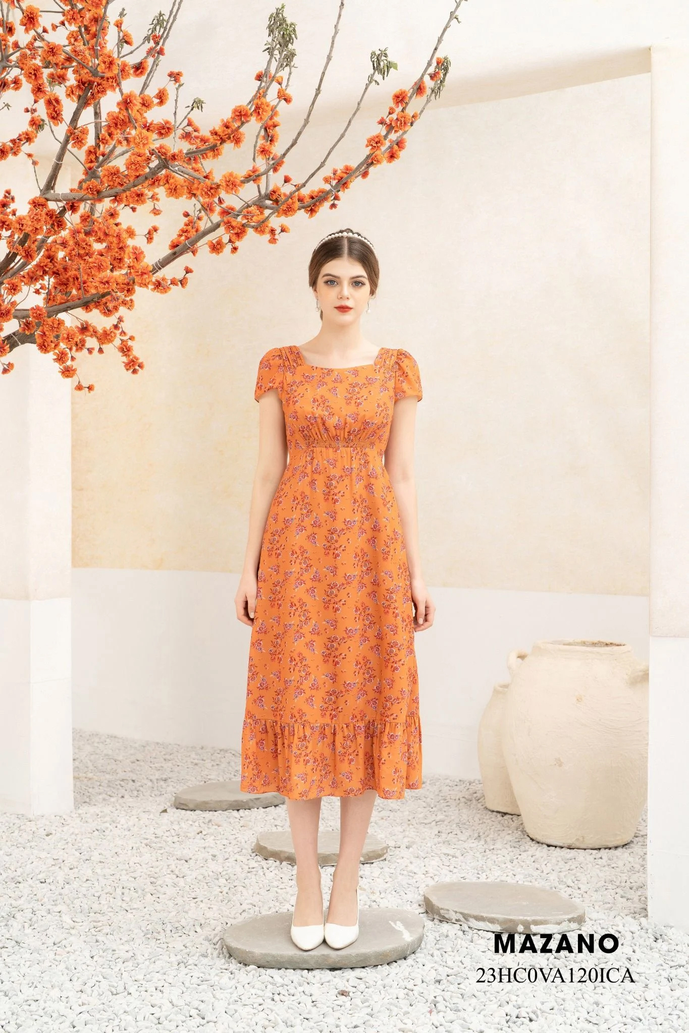 Váy Đầm Ôm Vải chiffon dày Hoạ tiết hoa in Cổ cách điệu Tay ngắn Dài qua bắp chân 23HC0VA120ICA