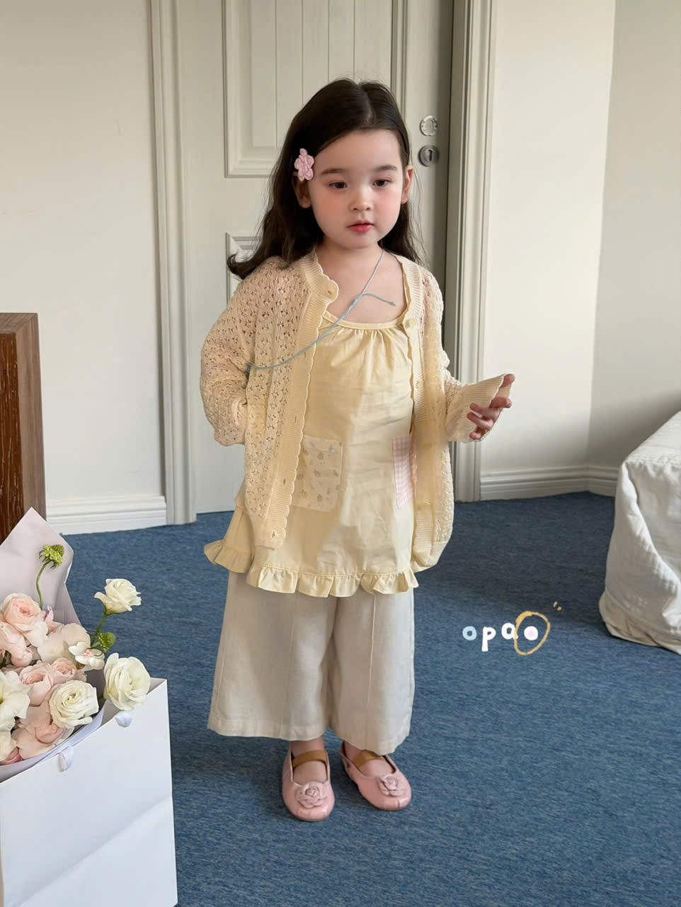 (E32) Áo cardigan lưới màu vàng Opao