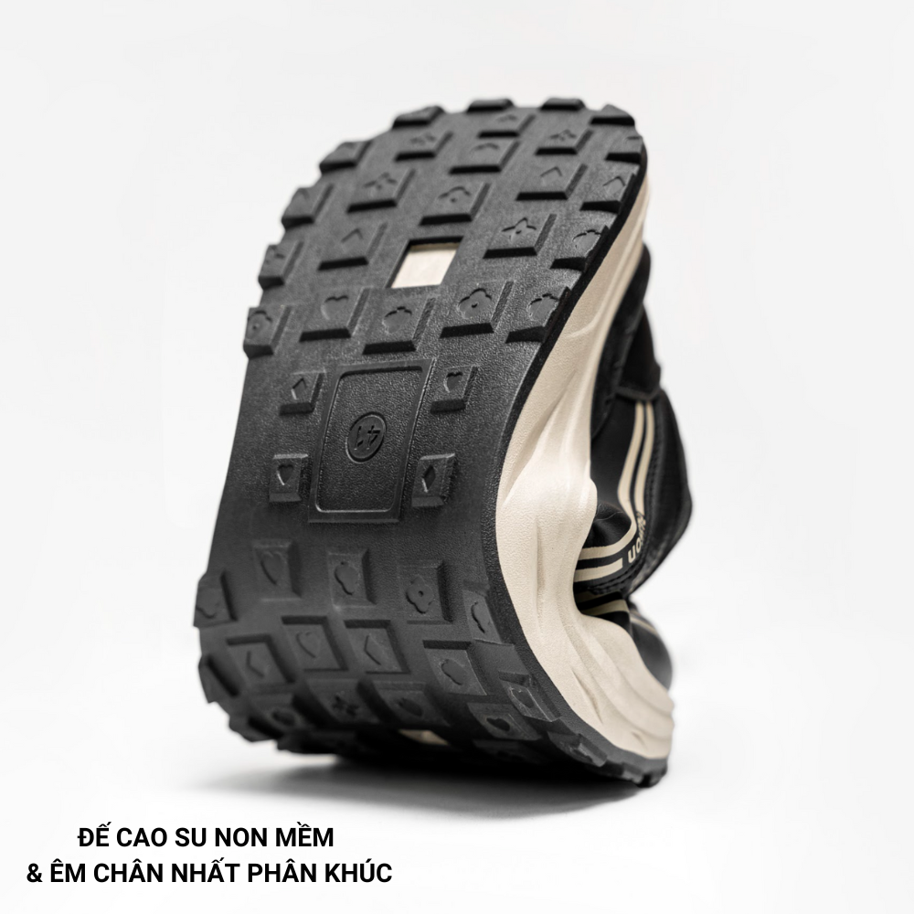 Sneaker thể thao CS209