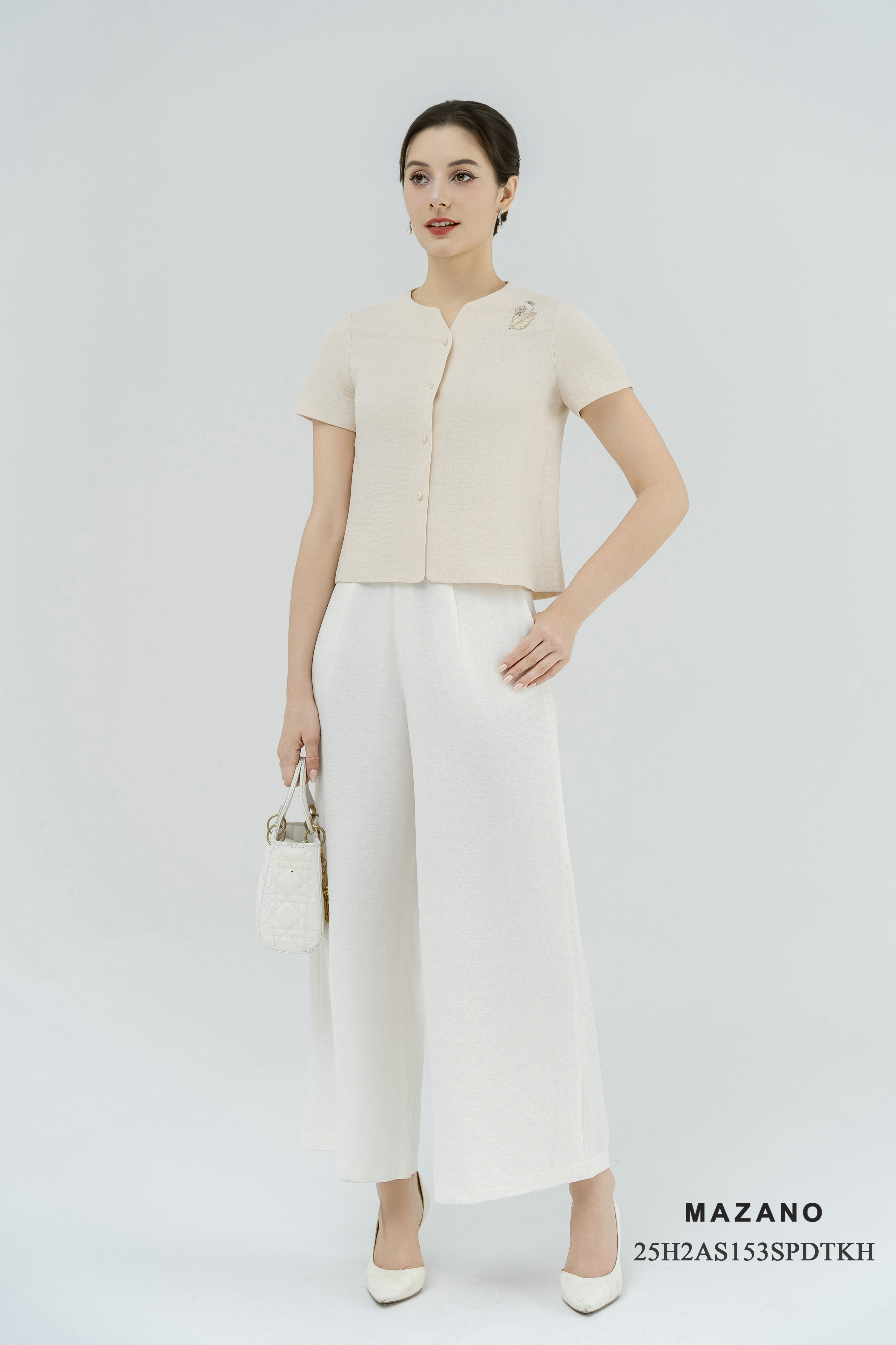 Áo suông cài khuy Vải linen màu be kem không Cổ Tay ngắn Dài áo qua eo_thumbnail_3