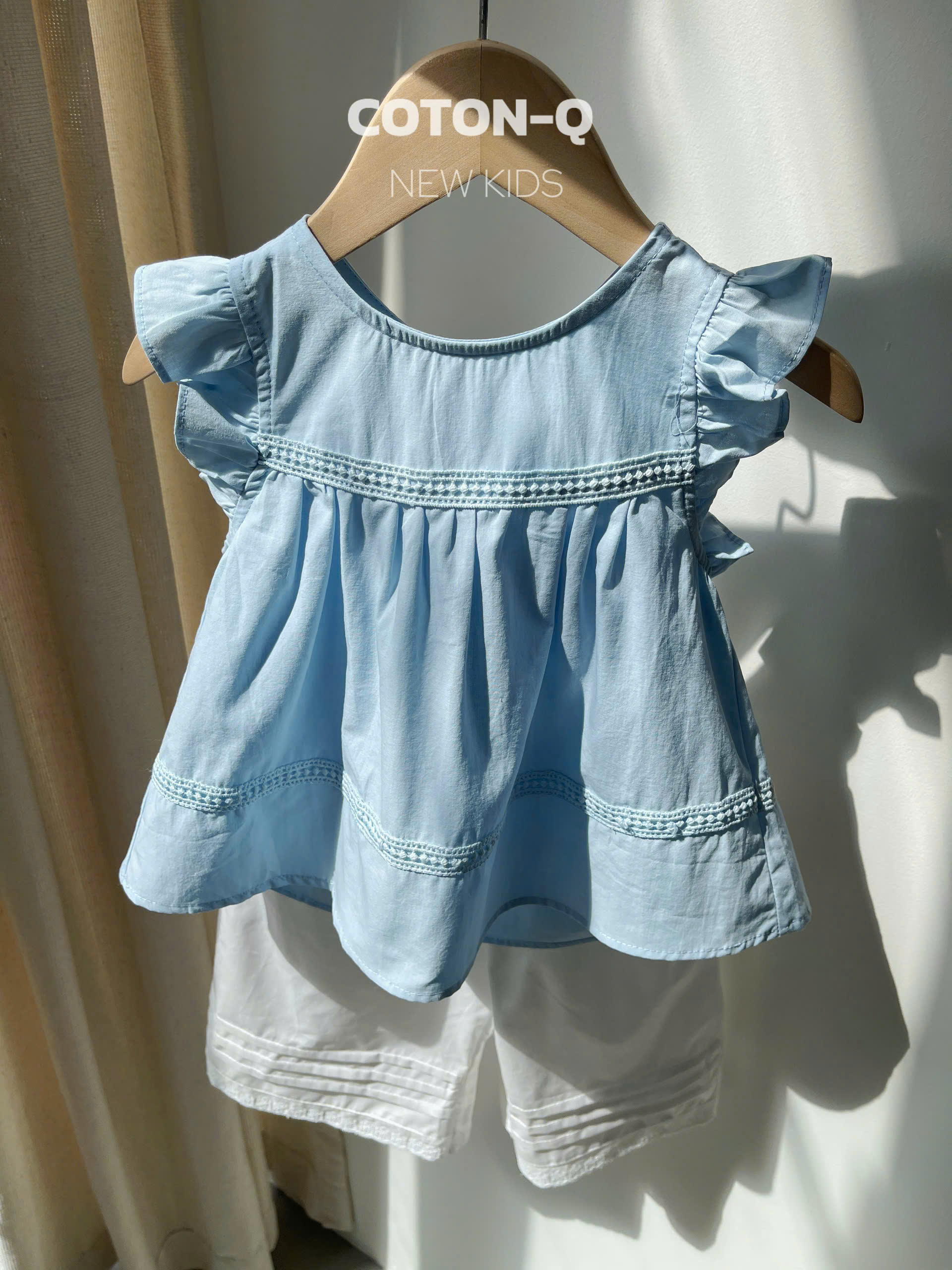 Set áo bèo xanh + quần dài trắng bé gái_thumbnail_4