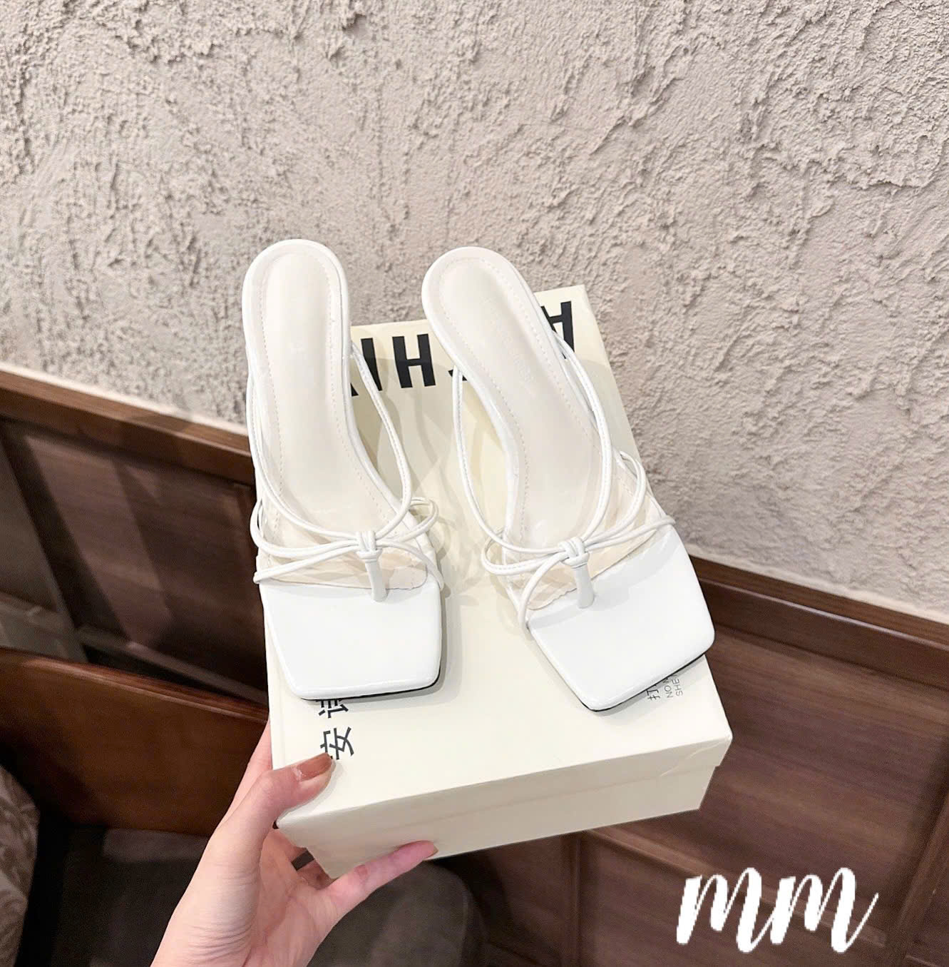 🥰🥰🥰 Xuồng Quai mảnh Basic