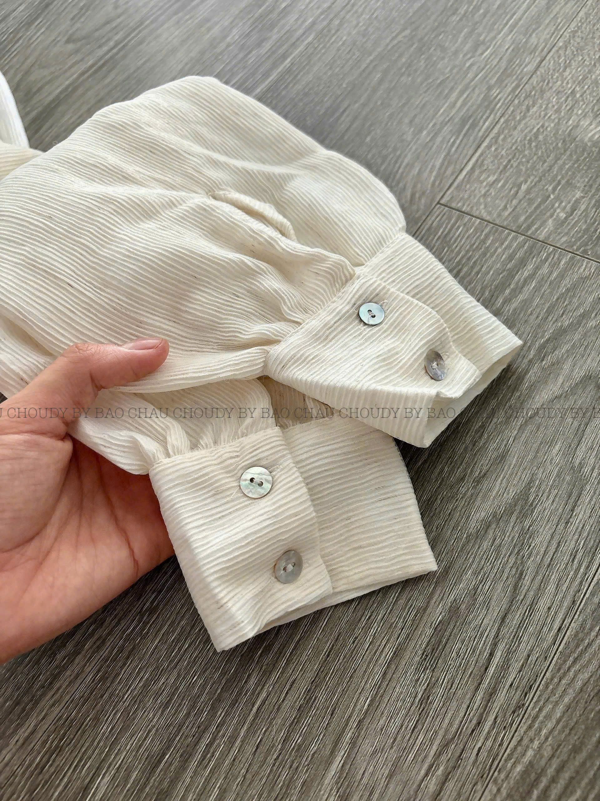 A291 ÁO KIỂU KEM_thumbnail_4