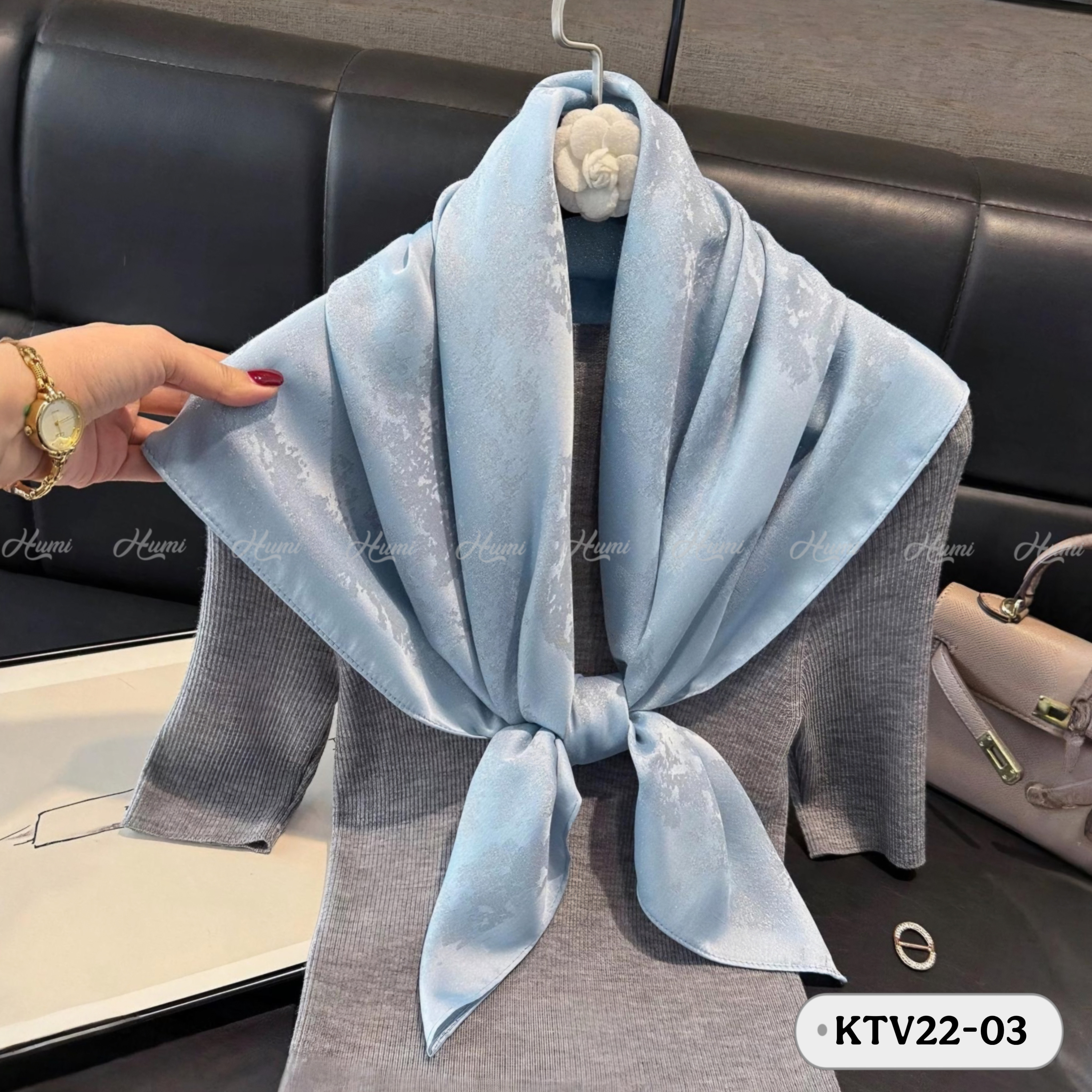 KHĂN LỤA VUÔNG KIM TUYẾN (KTV22-03 XANH DƯƠNG)