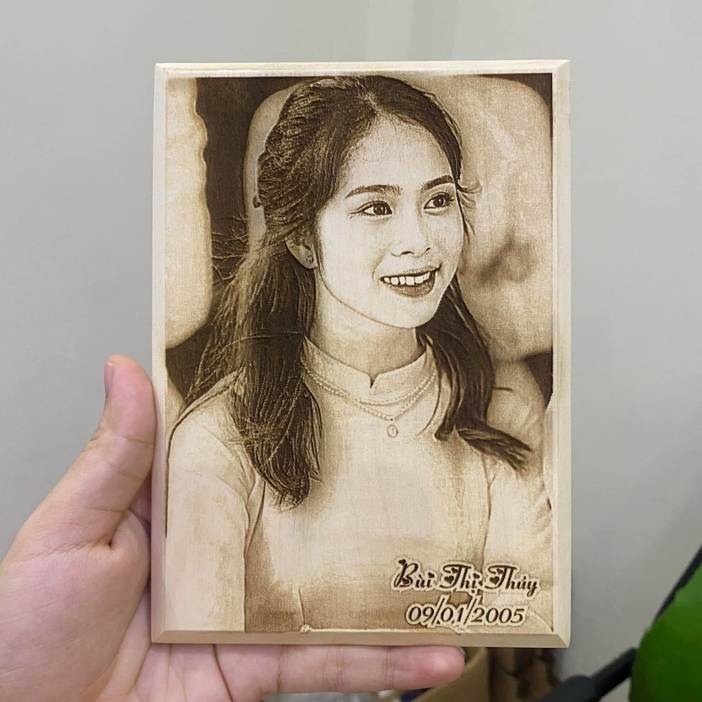 Tranh Khắc Gỗ Chân Dung - In Theo Yêu Cầu, Lưu Giữ Kỷ Niệm Đẹp_thumbnail_7