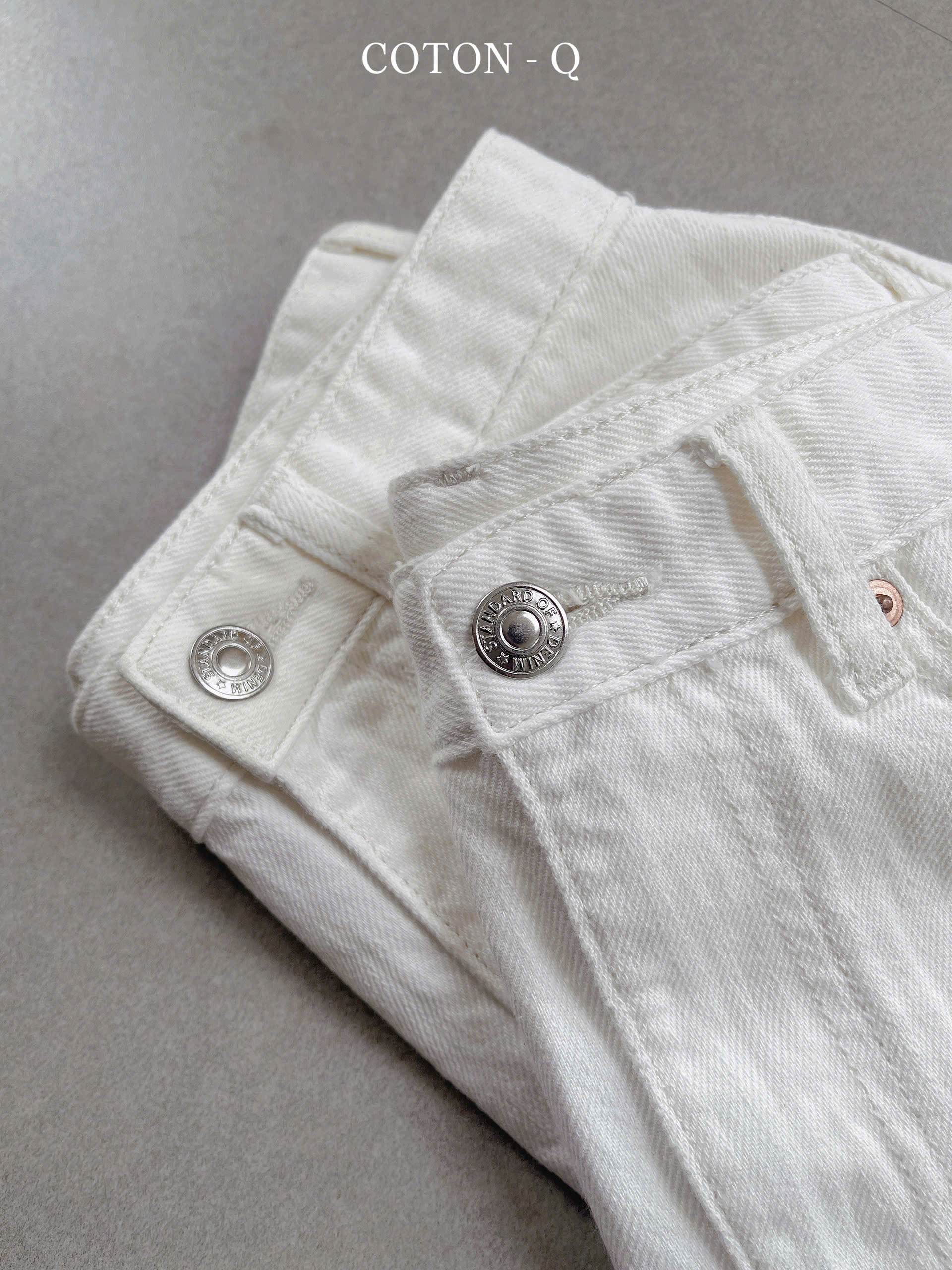 Chân váy ngắn trắng_thumbnail_7