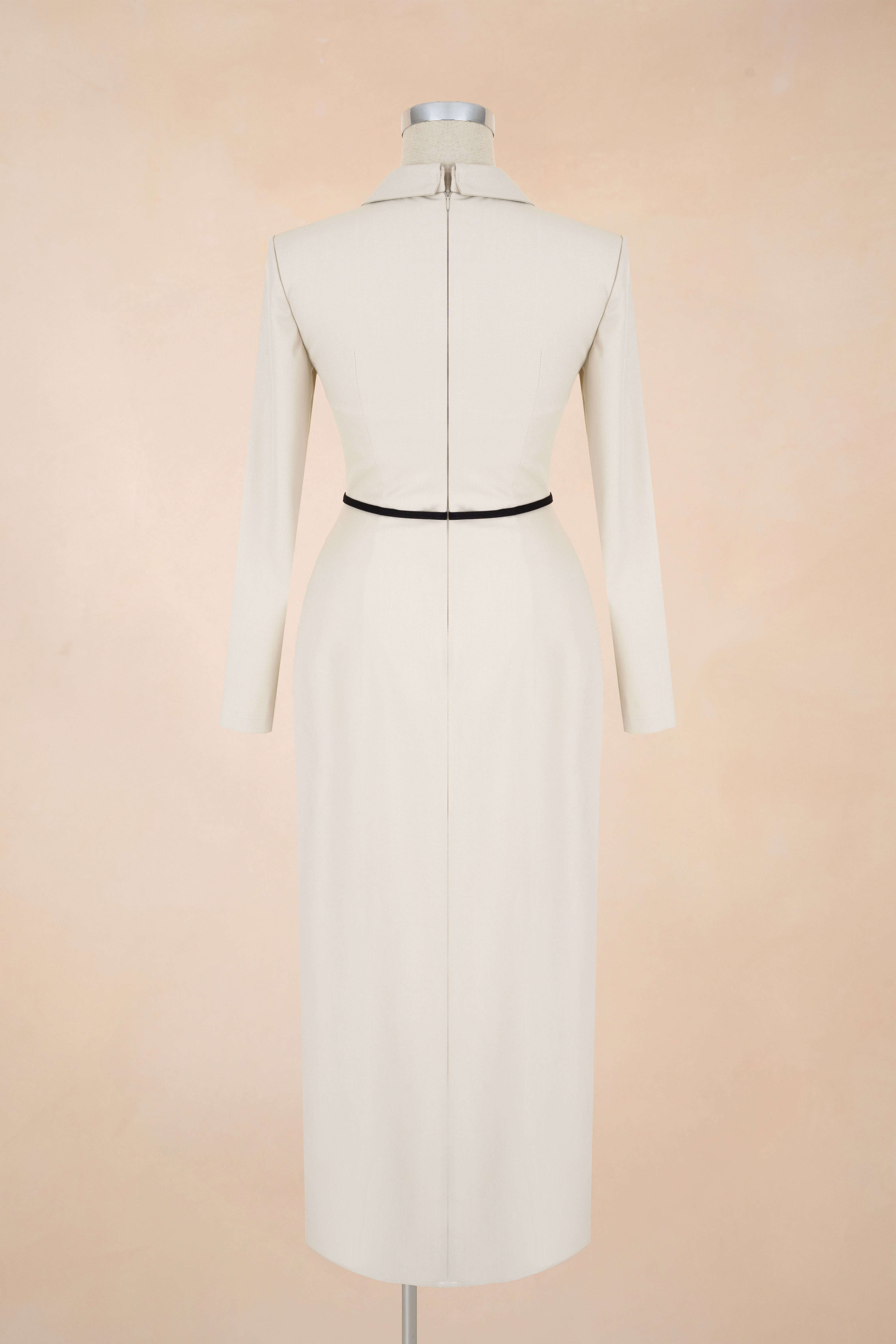 Đầm Suông Khoá Ngực Nơ Eo Tay Dài