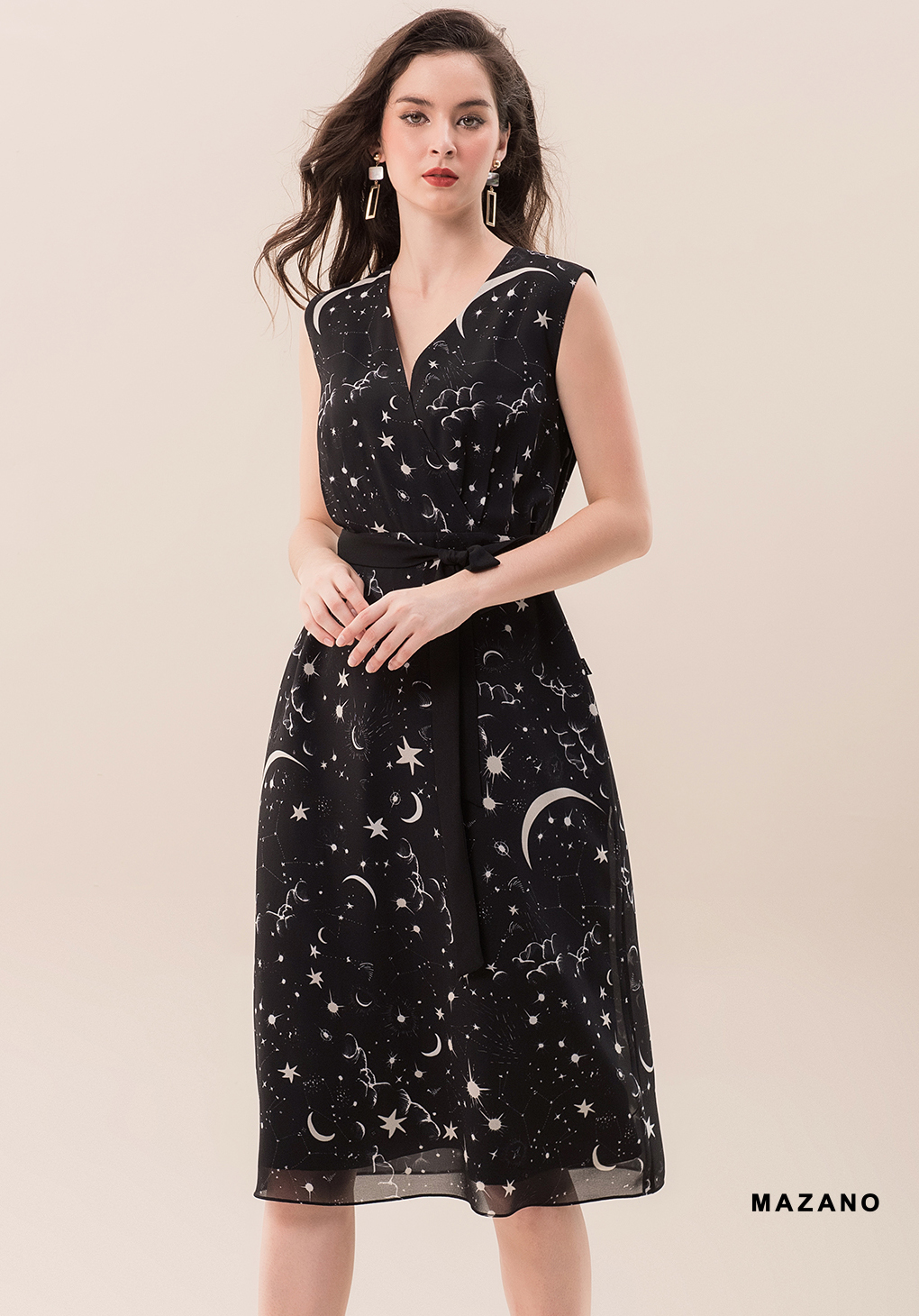Đầm đen họa tiết sao_thumbnail_2