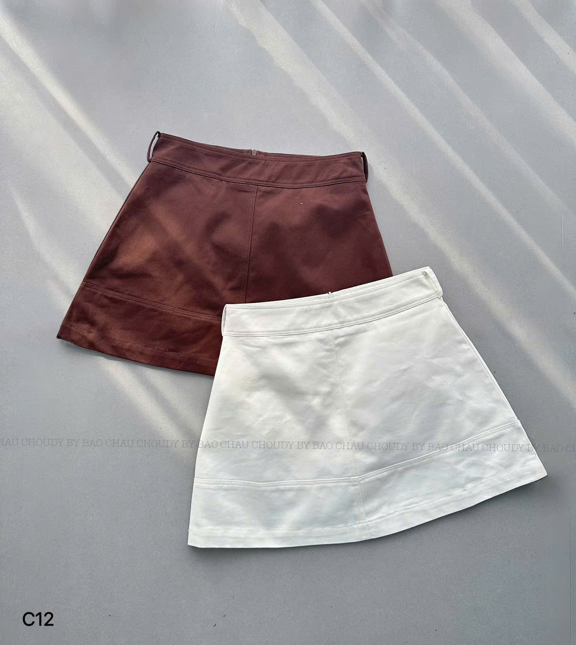 C12 CHÂN VÁY KAKI 2 MÀU_thumbnail_1