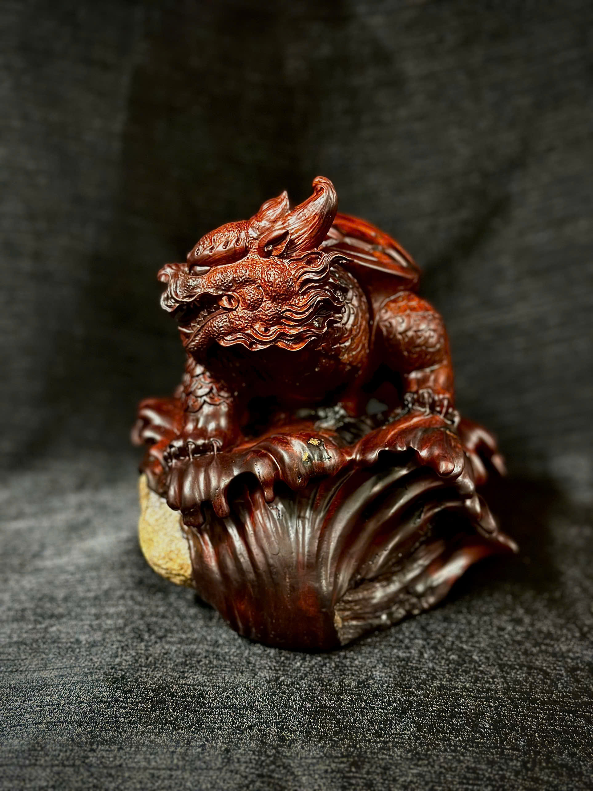 TƯỢNG LONG QUY - GỖ HƯƠNG ÔM ĐÁ_thumbnail_2