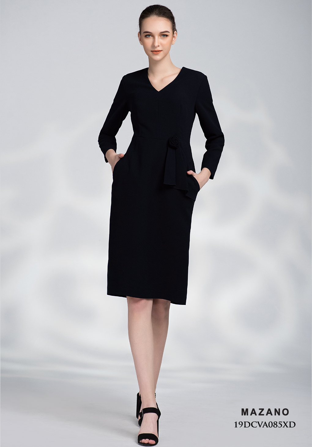 Đầm xanh cổ tim peplum đính hoa_thumbnail_1